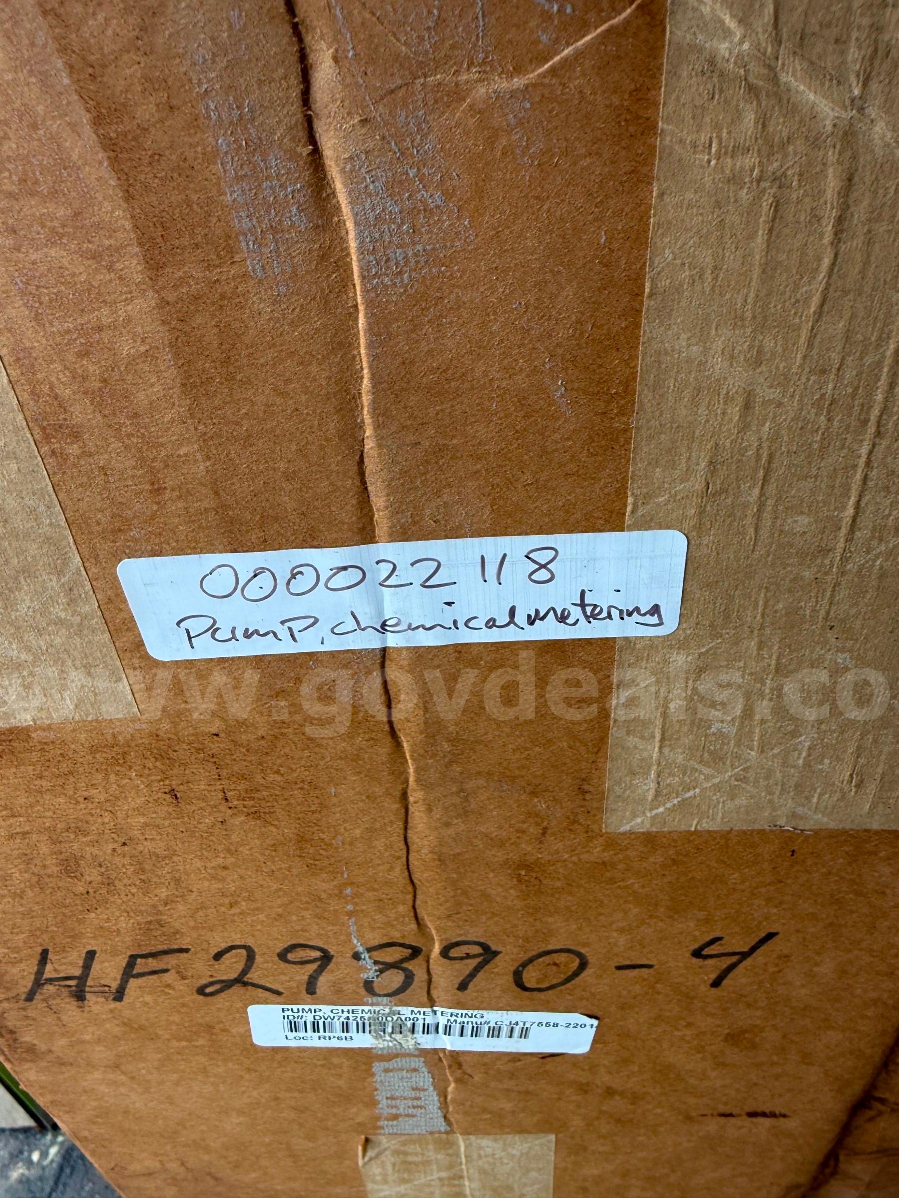Lot of 5 Pumps (4 x HYDROFLO Chemical Metering & 1 x Milton Roy)   Government Surplus Auction - Photo #2