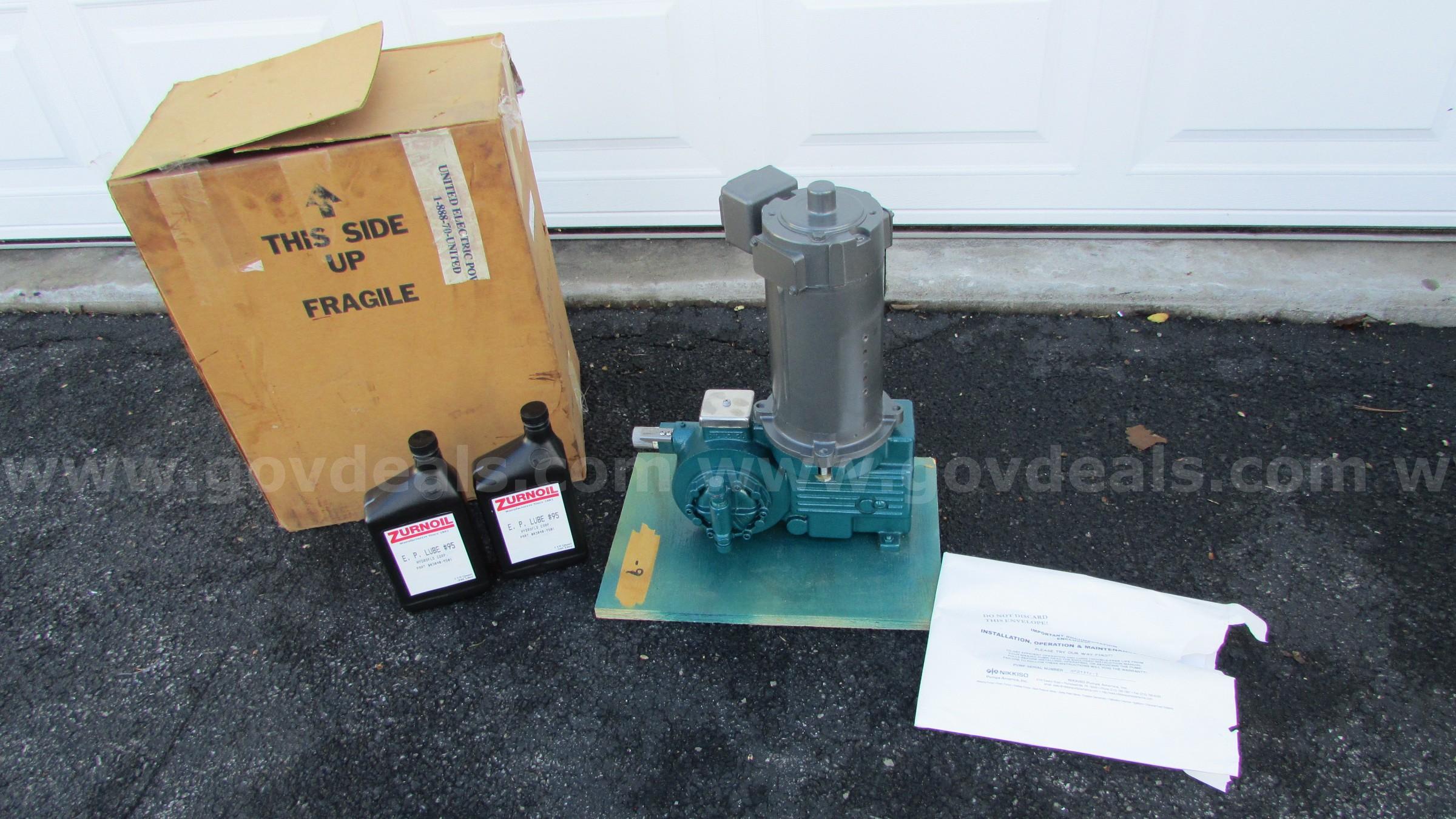 Lot of 5 Pumps (4 x HYDROFLO Chemical Metering & 1 x Milton Roy)   Government Surplus Auction - Photo #4