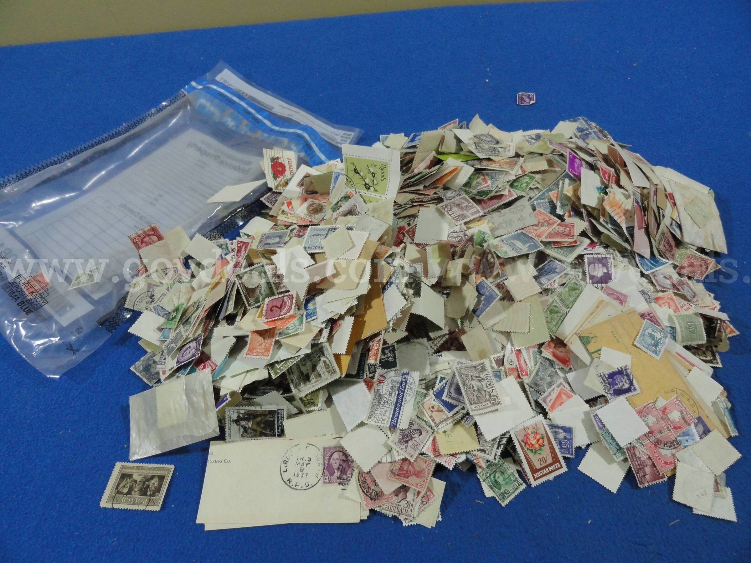 Lot of ~10,000 Unsorted / Unsearched Postage Stamps - 324 grams  000 Government Surplus Auction - Primary Photo
