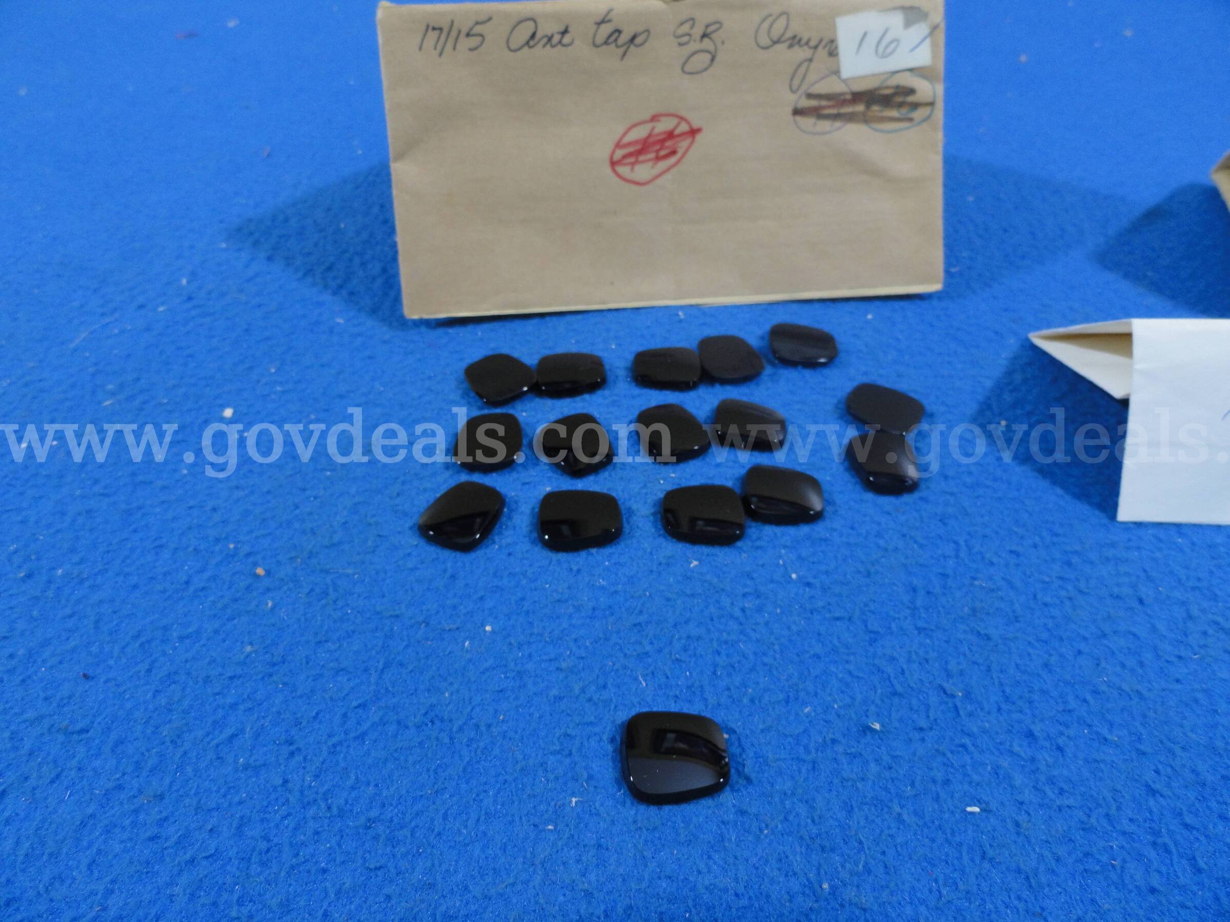 Vintage 1974 Mixed Loose Gemstone Lot – Black Onyx, Aqua, Blue Spinel, Zircon (31 stones)   Government Surplus Auction - Photo #2