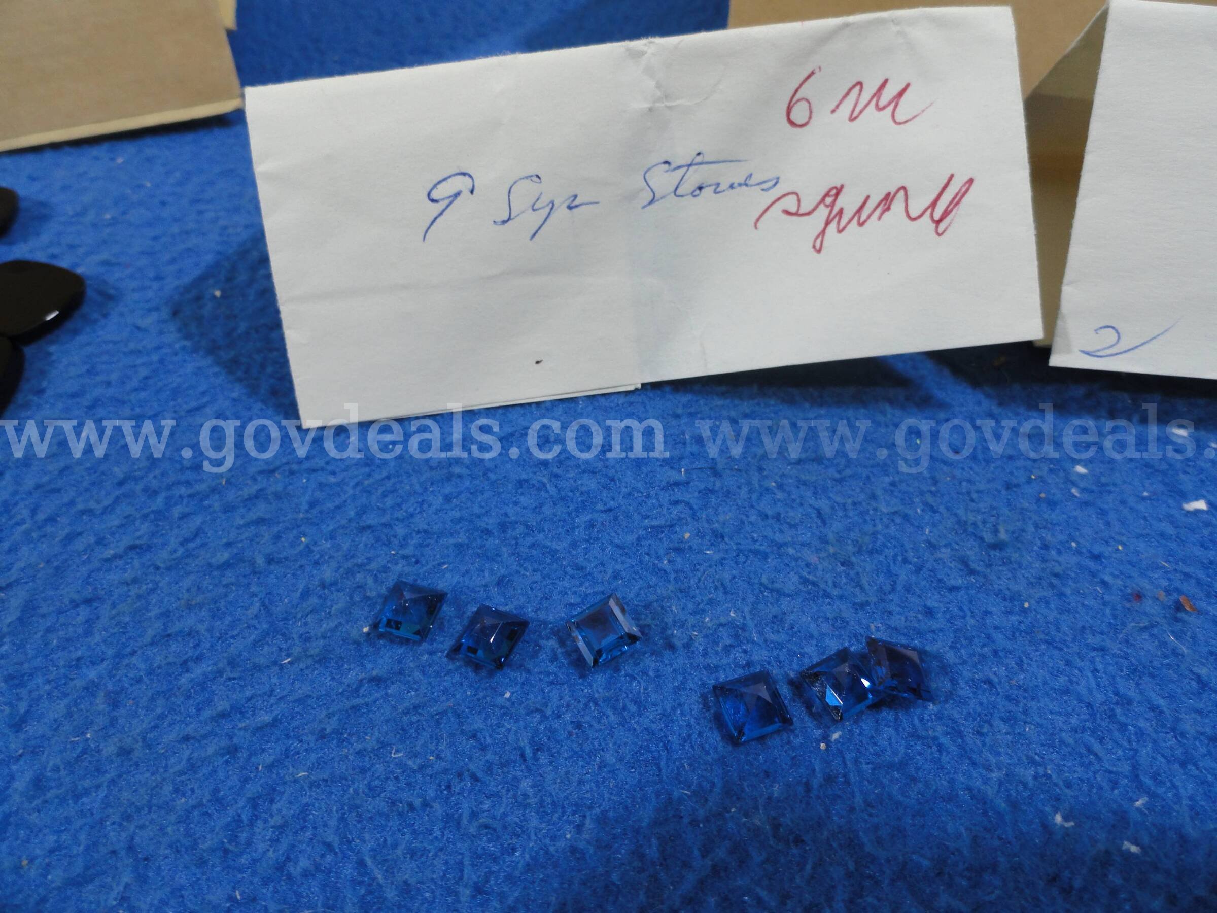 Vintage 1974 Mixed Loose Gemstone Lot – Black Onyx, Aqua, Blue Spinel, Zircon (31 stones)   Government Surplus Auction - Photo #6