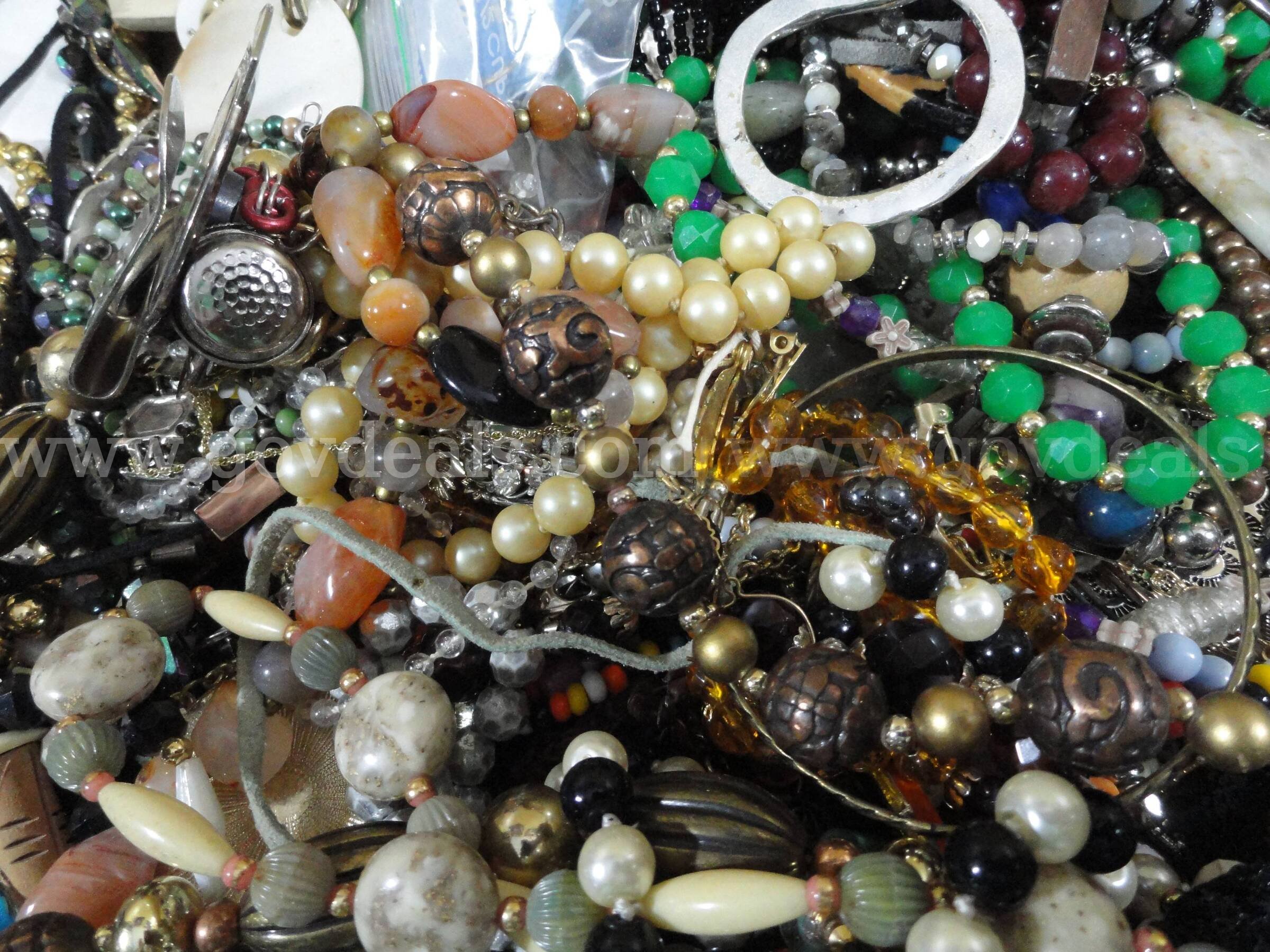 Lot of Jewelry, Watches, etc. (~18 lbs.)   Government Surplus Auction - Photo #2