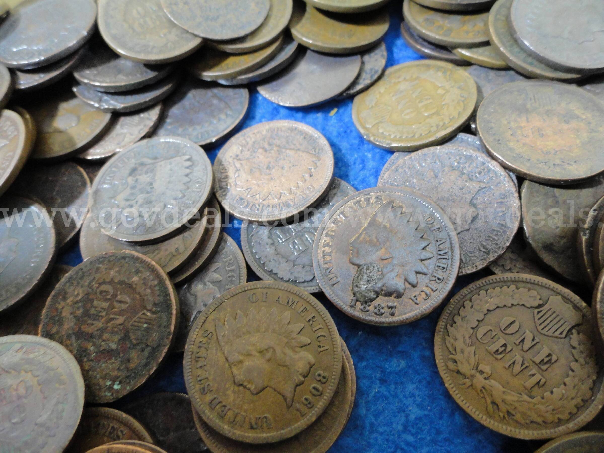 Lot of 500 Indian Head Cents (Various Years & Conditions) in Rare 1917 Lonson Box  500 Government Surplus Auction - Photo #5