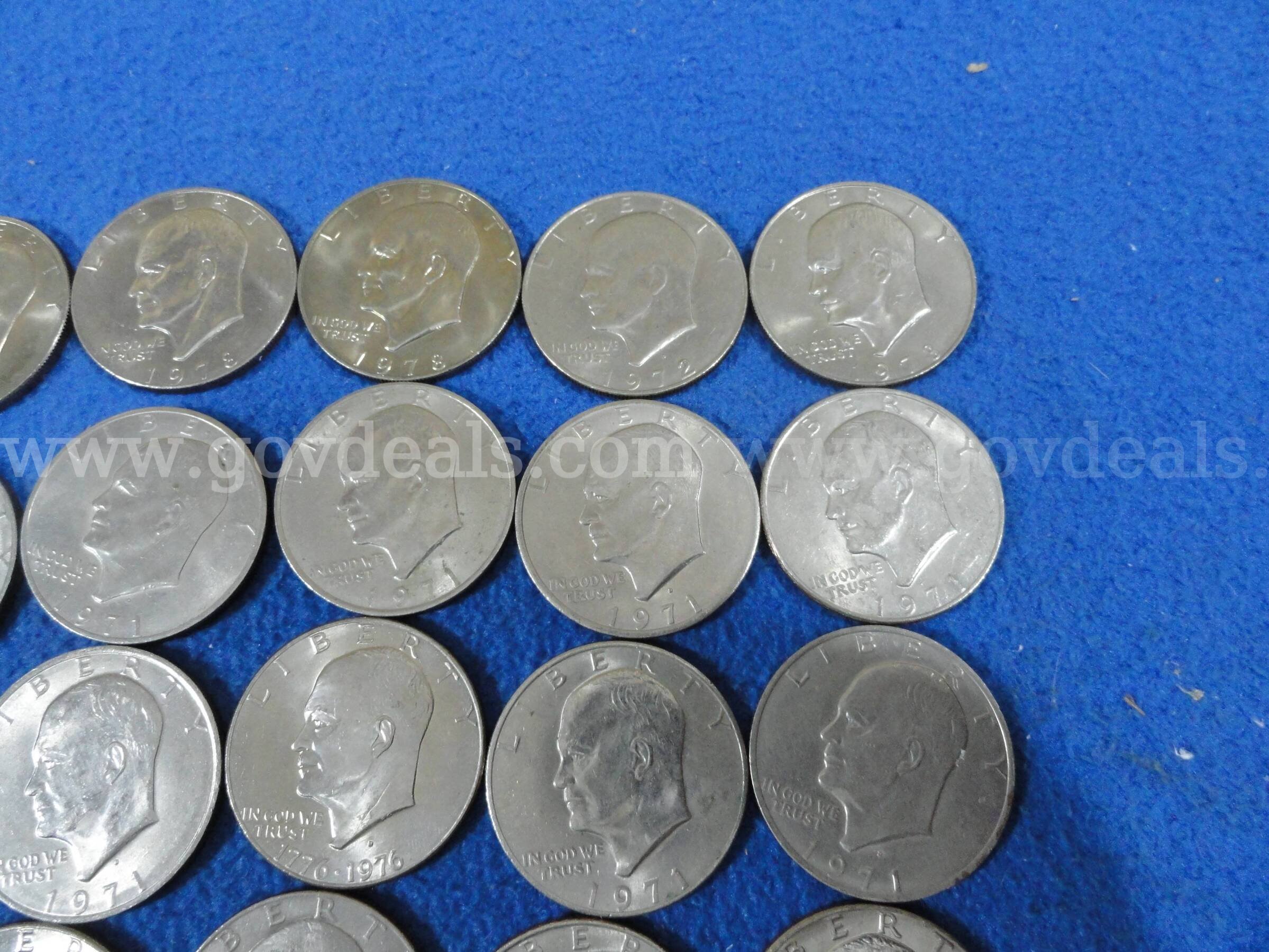 Lot of 50! Eisenhower Dollars   Government Surplus Auction - Photo #5