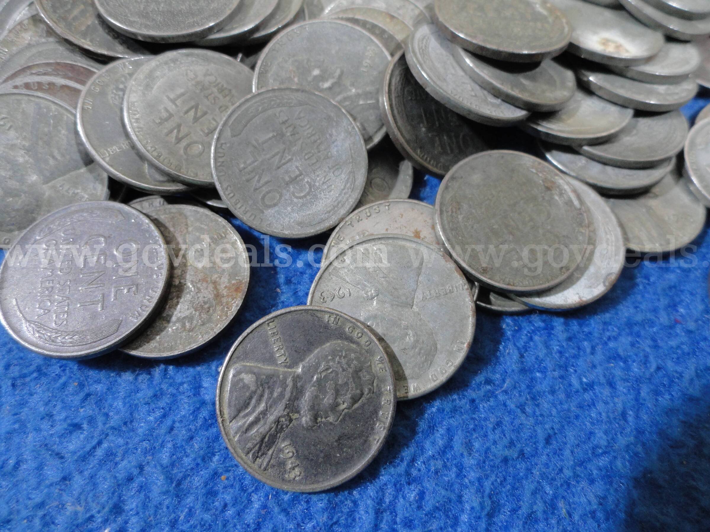 Approx. 330 1943 Steel Lincoln Steel Cents  330 Government Surplus Auction - Photo #3