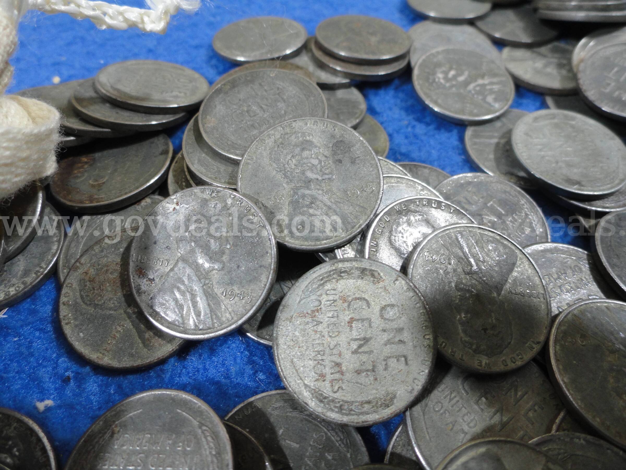 Approx. 330 1943 Steel Lincoln Steel Cents  330 Government Surplus Auction - Photo #5