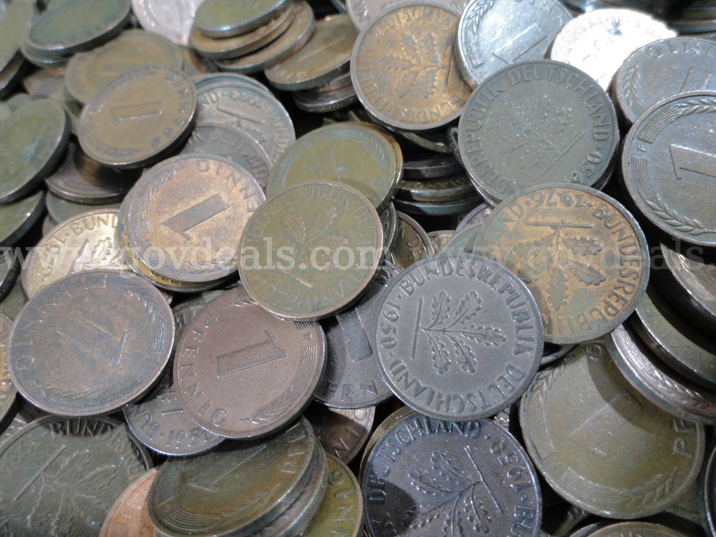 Lot of ~1,000 - 1 Pfennig coins from the Federal Republic of Germany in Original Bank Bag  000 Government Surplus Auction - Photo #3