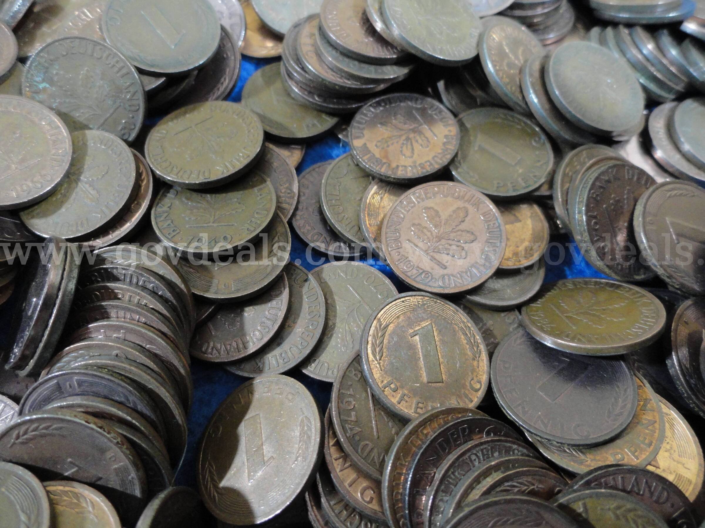 Lot of ~1,000 - 1 Pfennig coins from the Federal Republic of Germany in Original Bank Bag  000 Government Surplus Auction - Photo #5