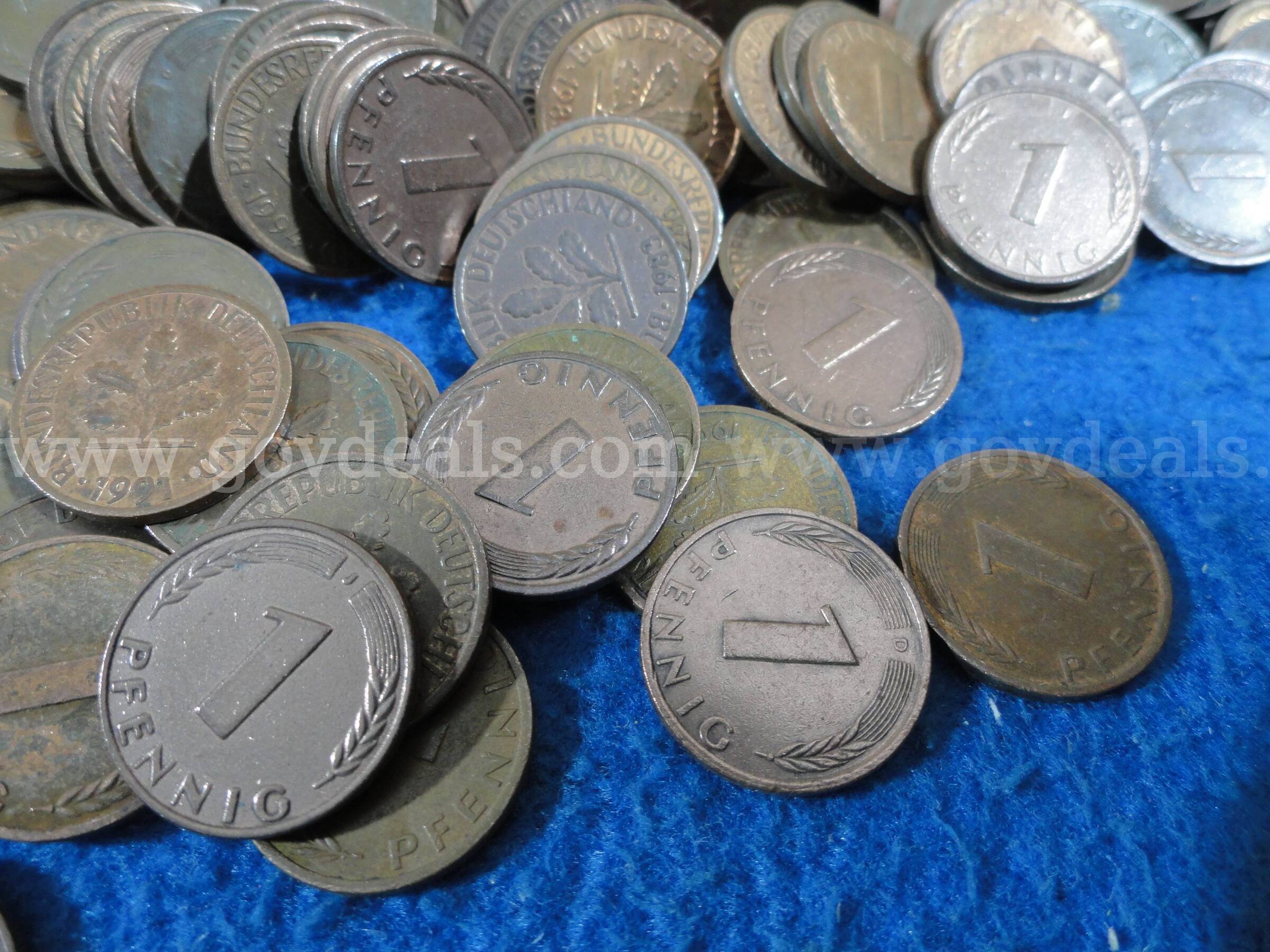 Lot of ~1,000 - 1 Pfennig coins from the Federal Republic of Germany in Original Bank Bag  000 Government Surplus Auction - Photo #6