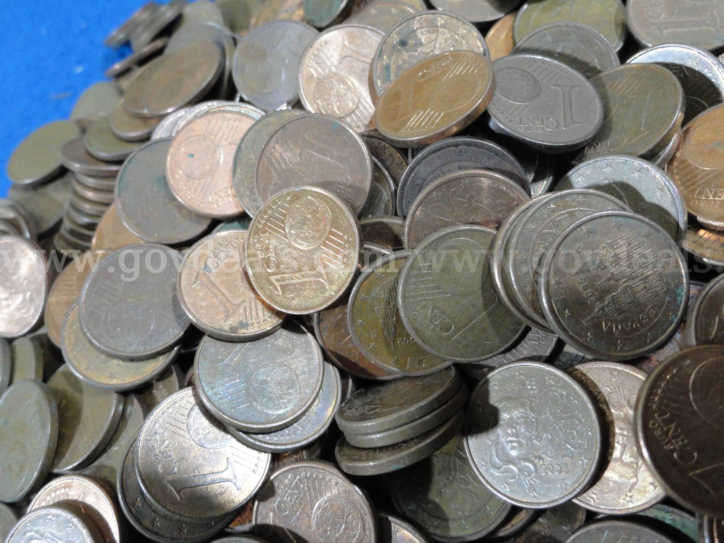 Lot of ~1,000 Euro Cents  000 Government Surplus Auction - Photo #6