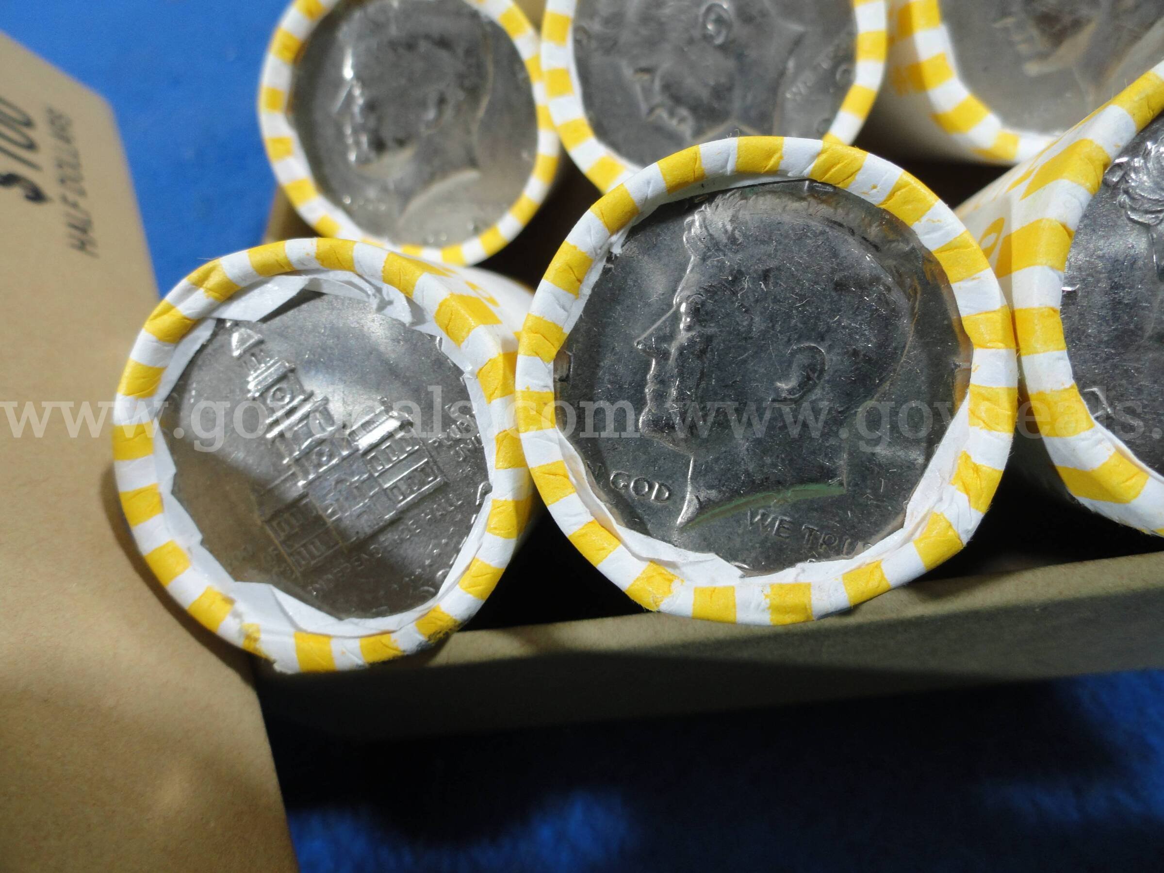 Lot of 200 Kennedy Half Dollars - $100 Face Value Box  200 Government Surplus Auction - Photo #3