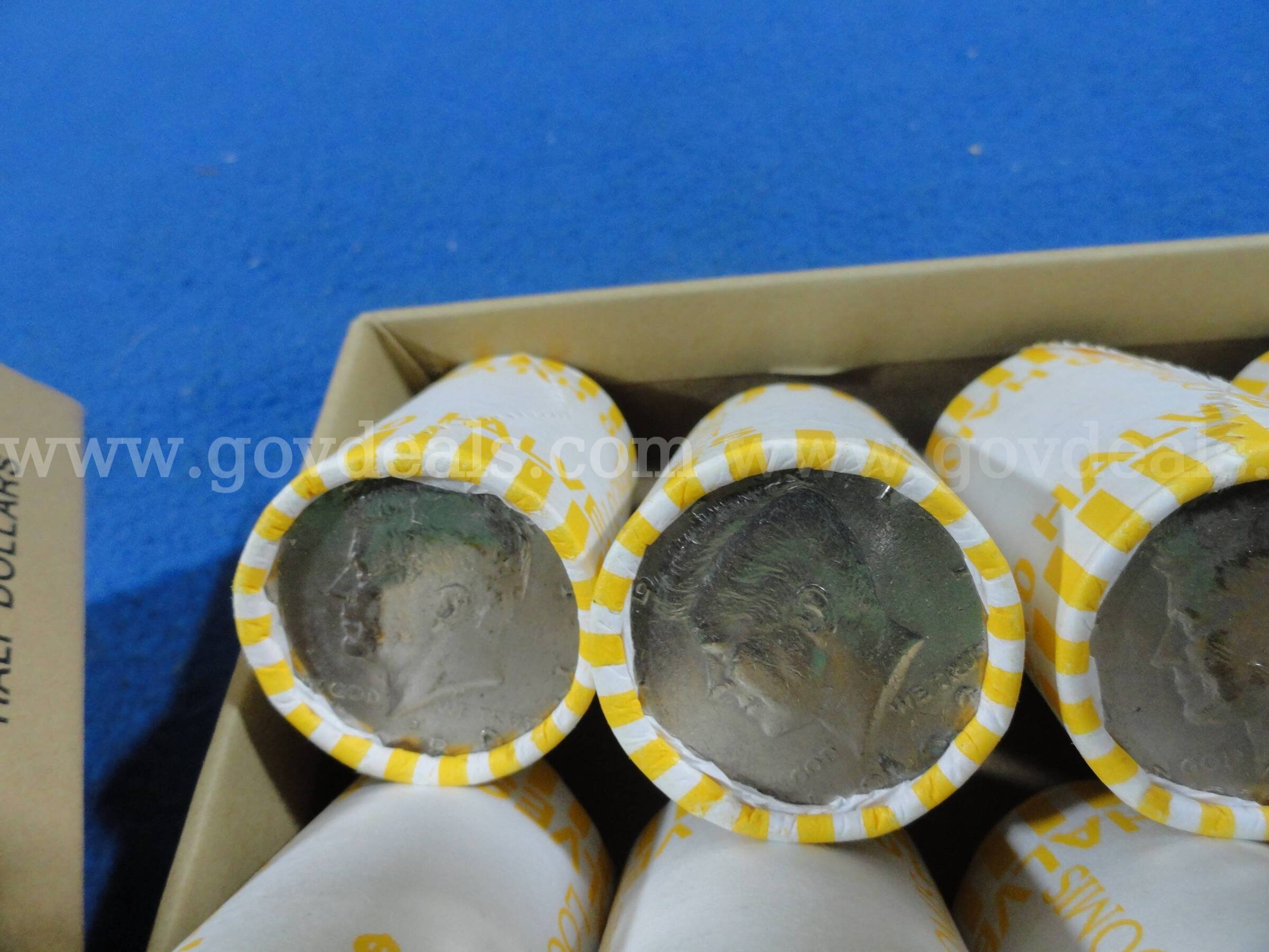 Lot of 200 Kennedy Half Dollars - $100 Face Value Box  200 Government Surplus Auction - Photo #5