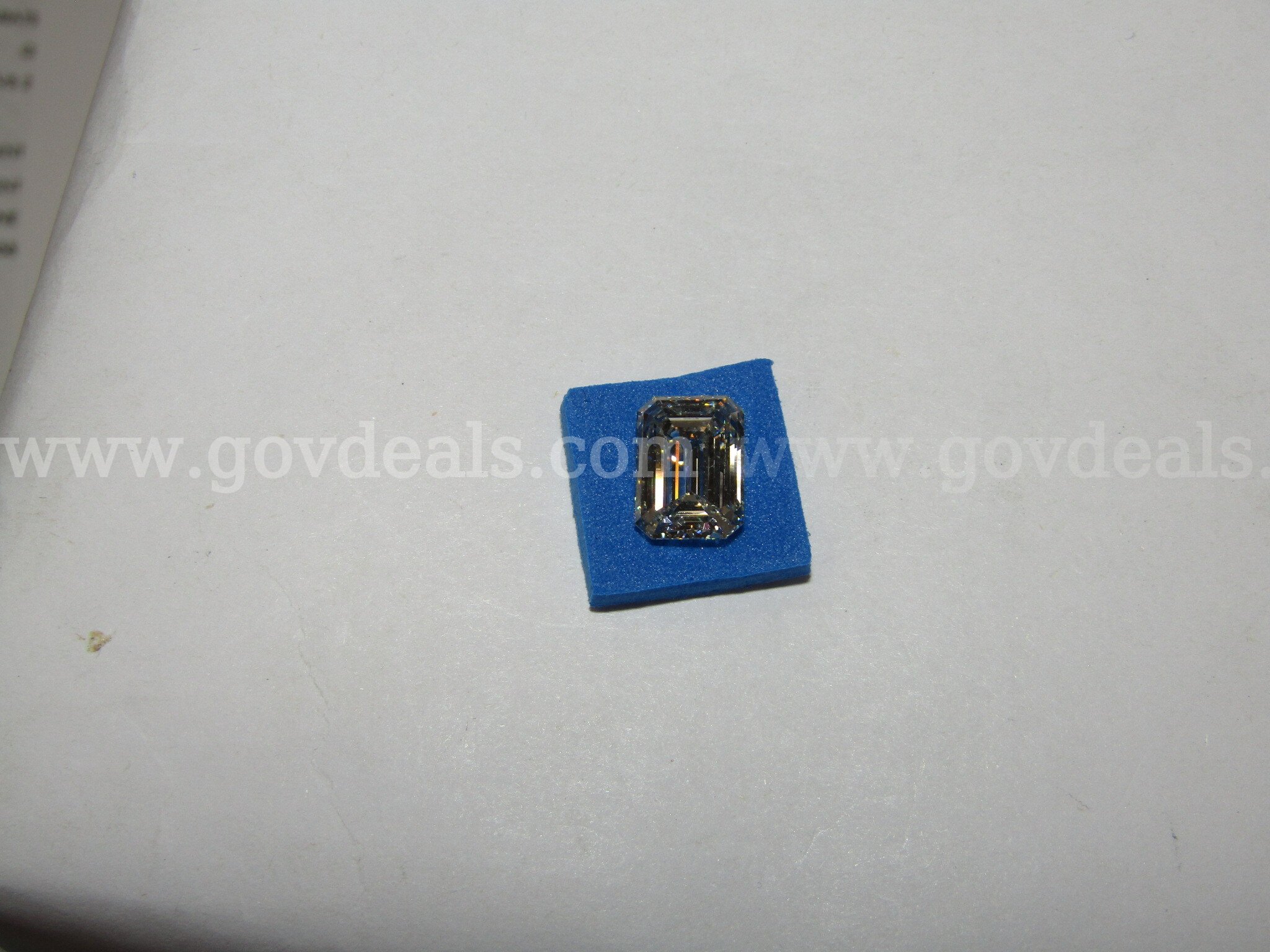 3.43 carat Emerald  Cut Lab Diamond with IGI Report   Government Surplus Auction - Photo #3
