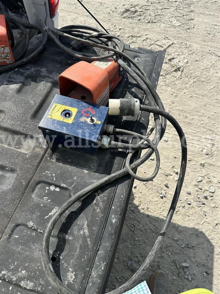 Tools, Drills, Pumps, Saws, Angle Grinders, Heat Guns, Dry Vac, Jacks, w/ 20ft Connex   Government Surplus Auction - Photo #4