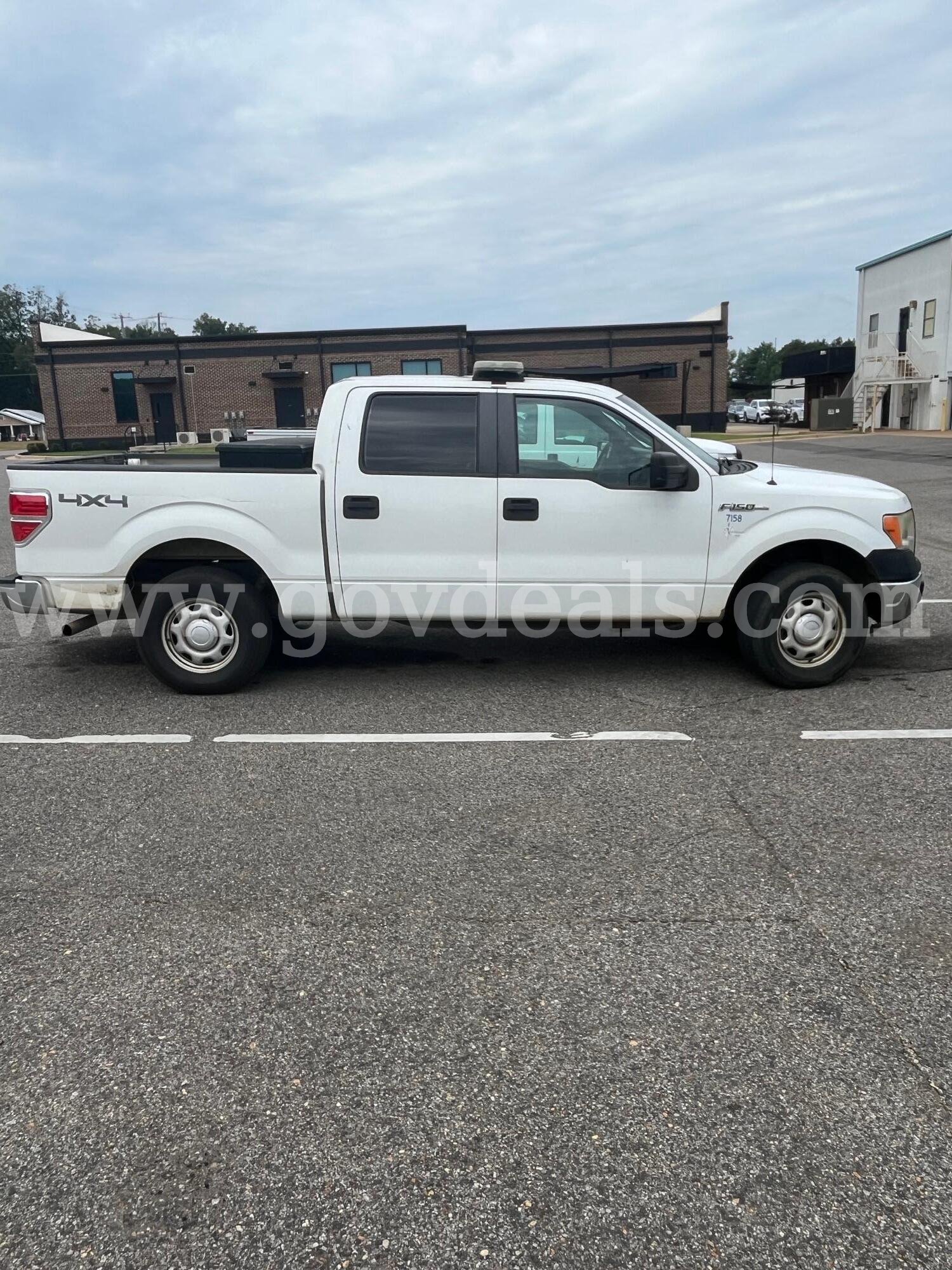 2013 Ford F-150 XL SuperCrew 6.5-ft. Bed 4WD