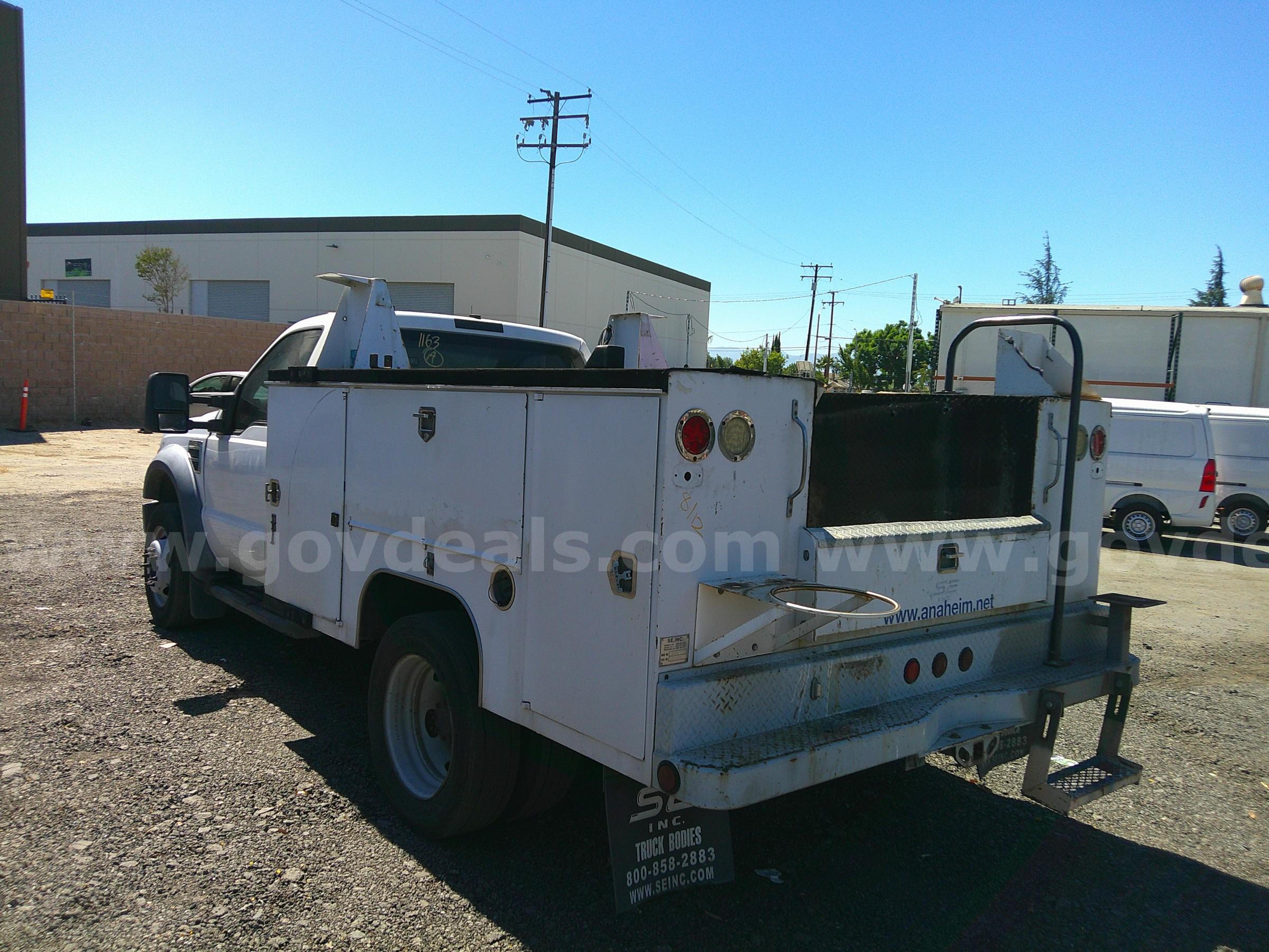 2008 Ford F-450 SD Ford F-450 Government Surplus Auction - Photo #6