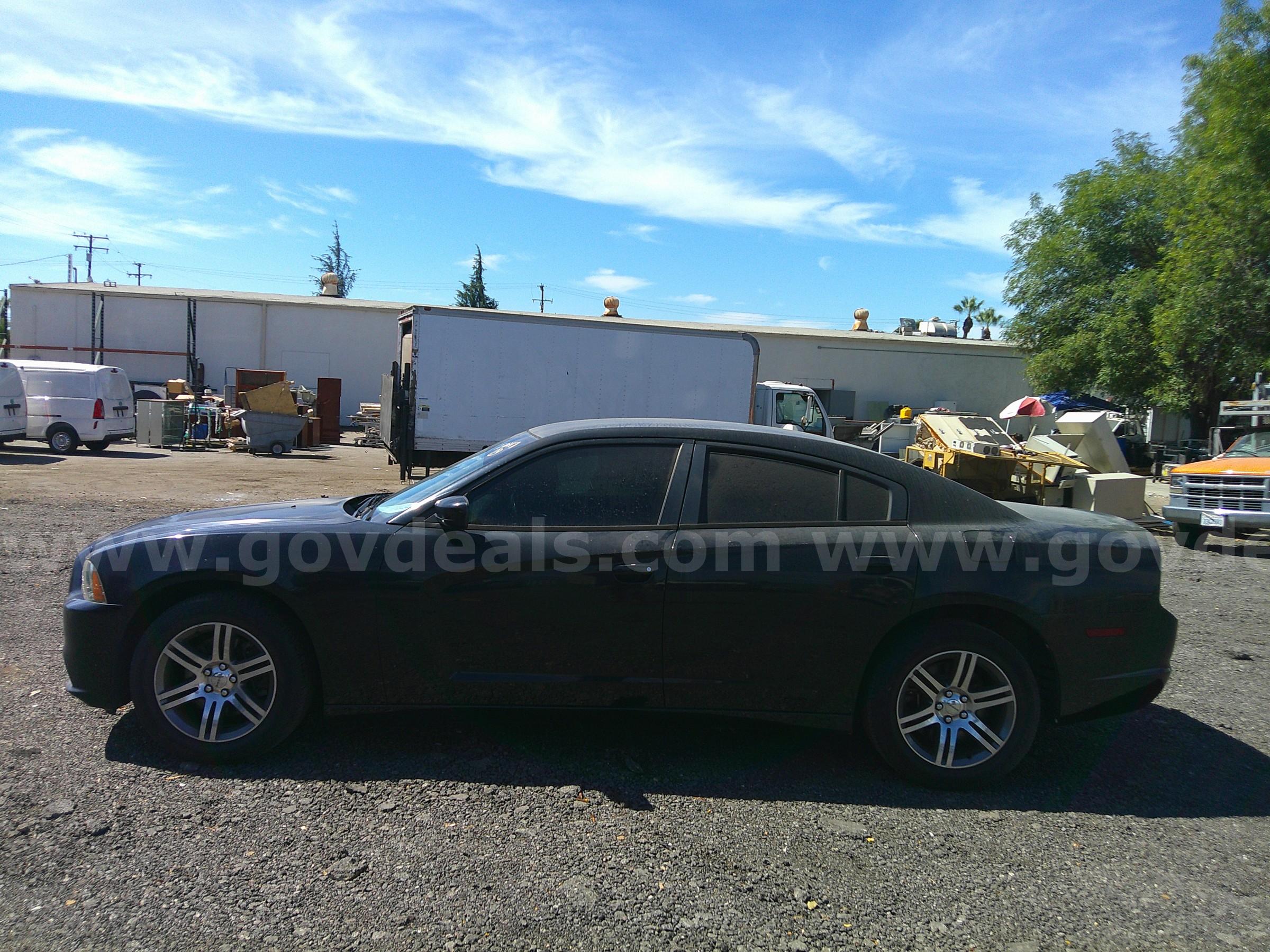 2013 Dodge Charger Dodge Charger Government Surplus Auction - Photo #2