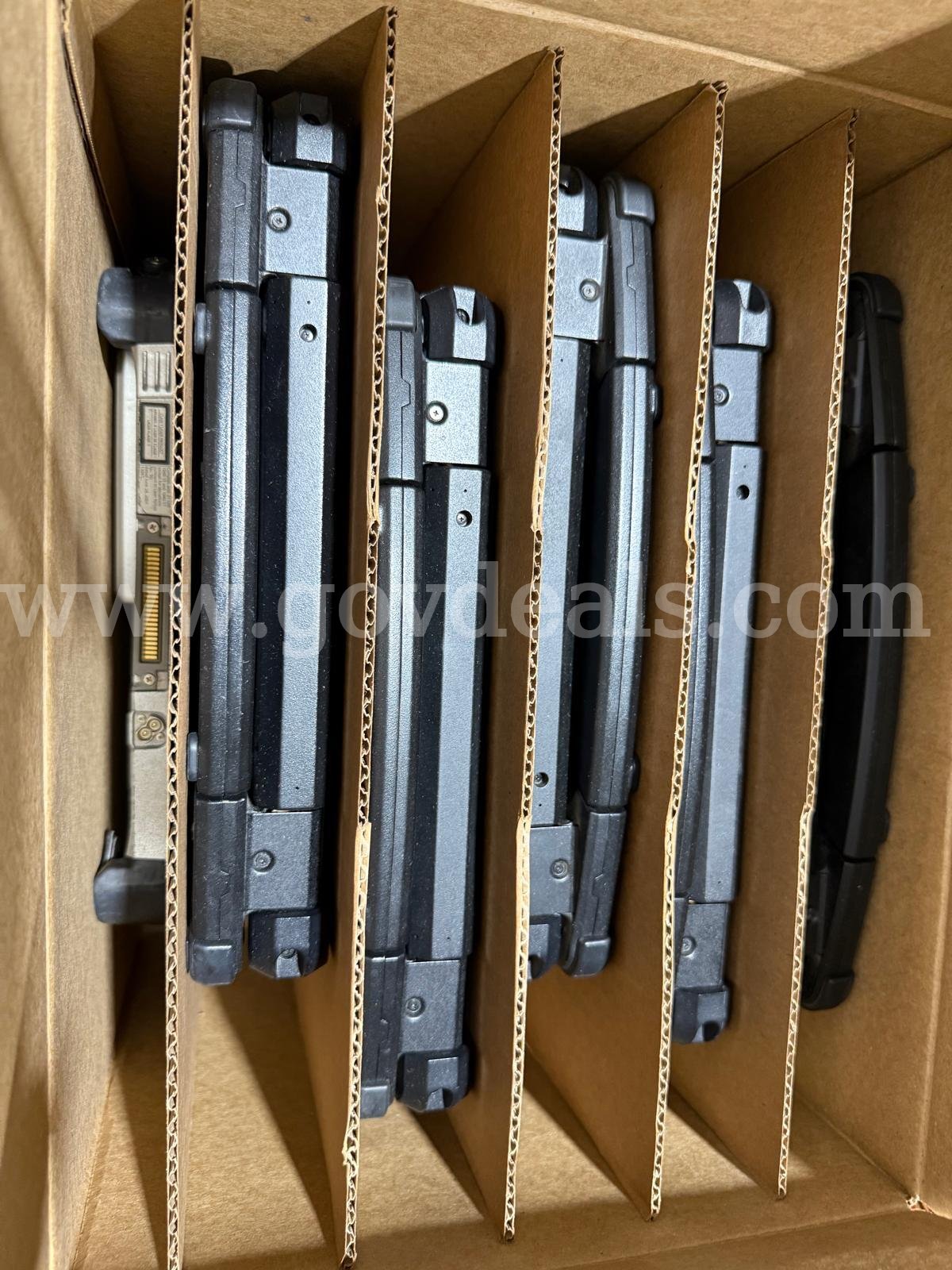 40x Mix Panasonic ToughBook CF-33 Core i5 7300U Panasonic 7300U Government Surplus Auction - Photo #2