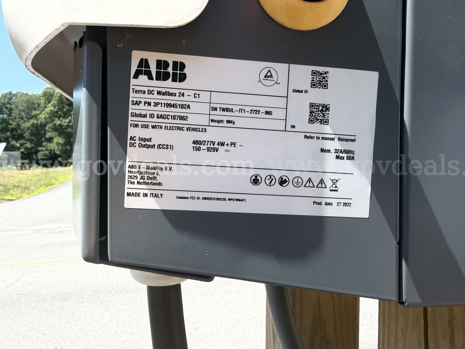 A Lot of (4) Electric School Bus Charging Stations   Government Surplus Auction - Photo #2