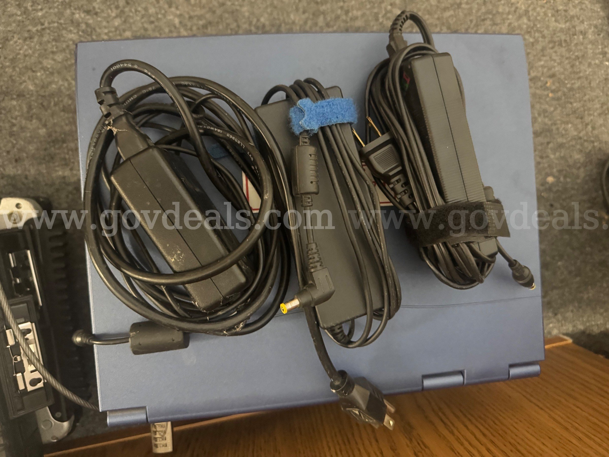 Lot of 3 Ashton Digital Laptops   Government Surplus Auction - Photo #2