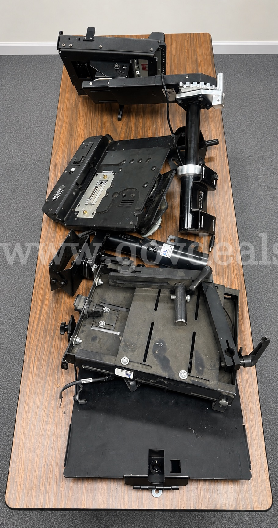 Universal Vehicle Laptop/Computer Mounts – Lot   Government Surplus Auction - Primary Photo