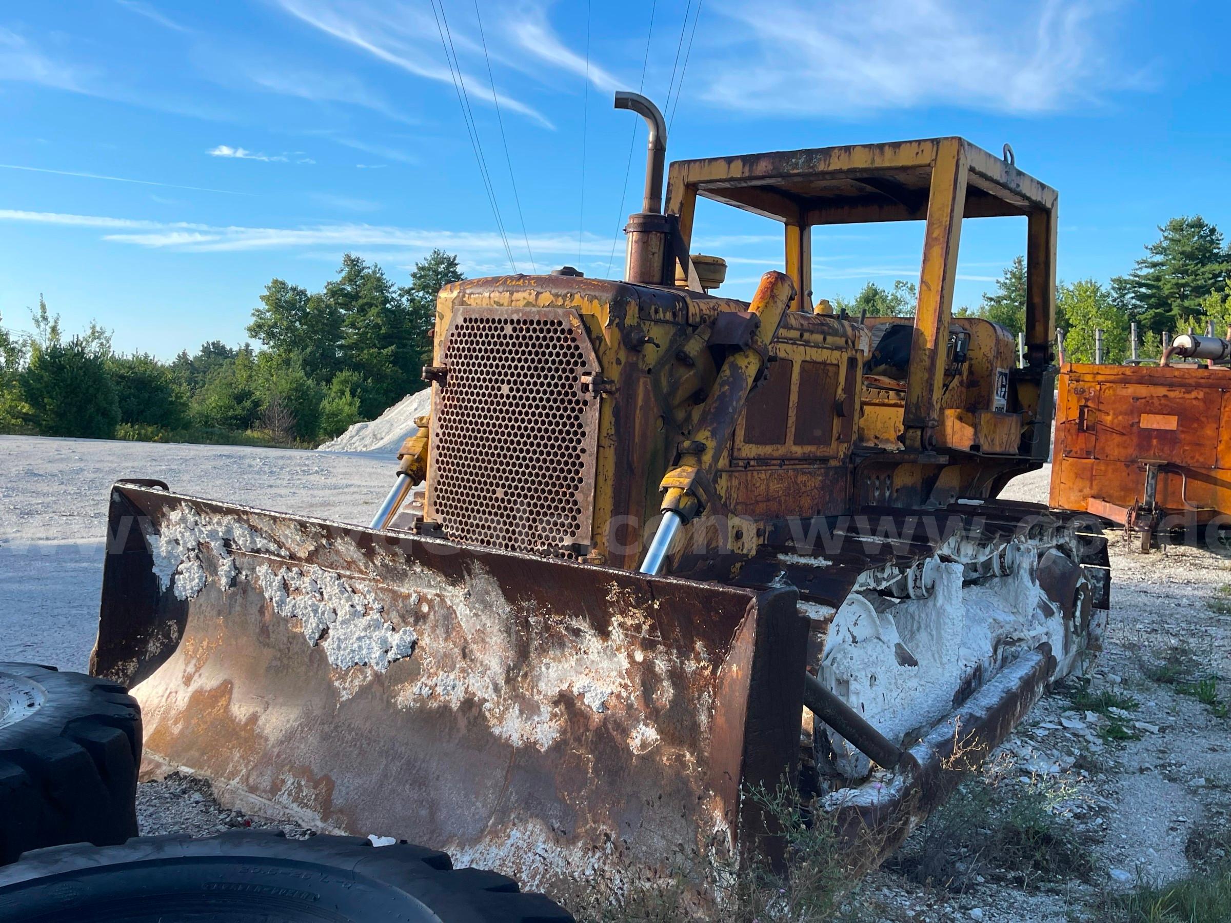1969 Caterpillar D6C Crawler Tractor-Inoperable