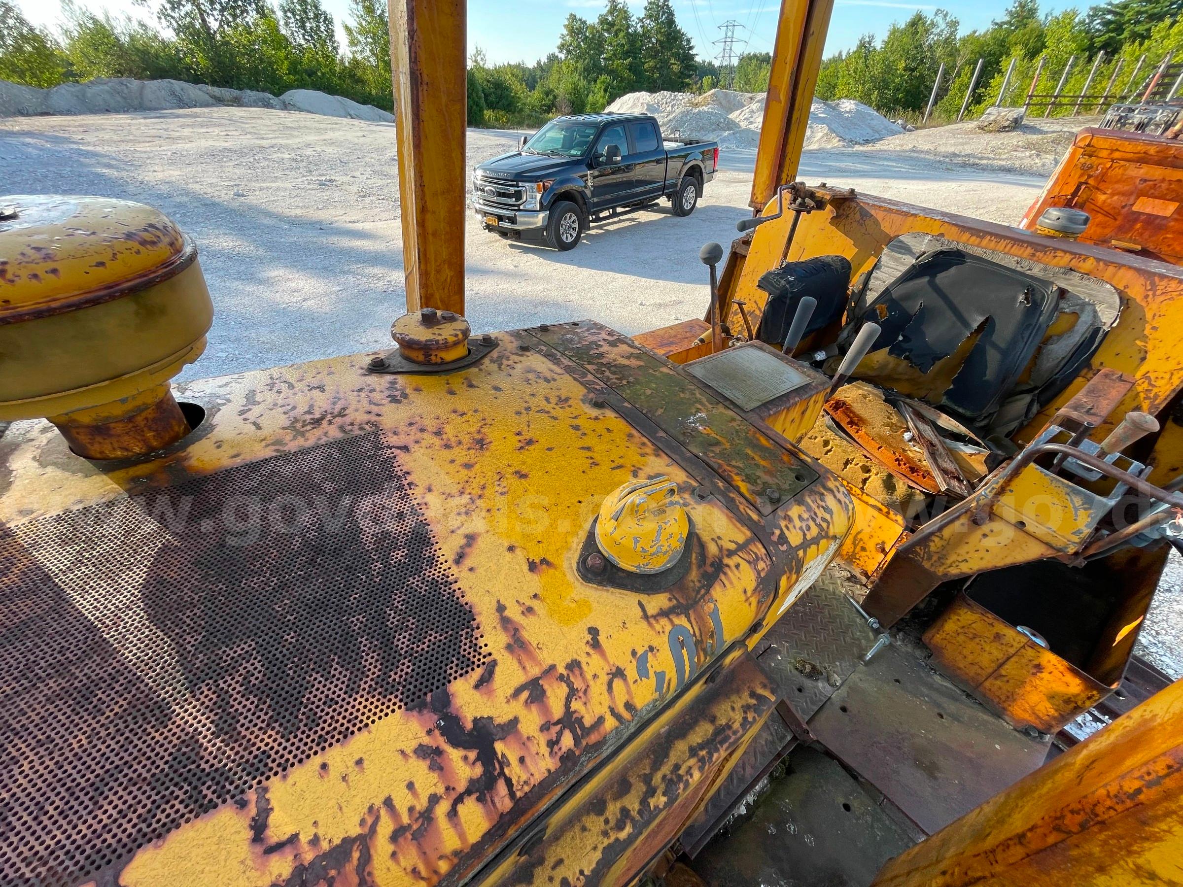 1969 Caterpillar D6C Crawler Tractor-Inoperable Caterpillar D6C Government Surplus Auction - Photo #5