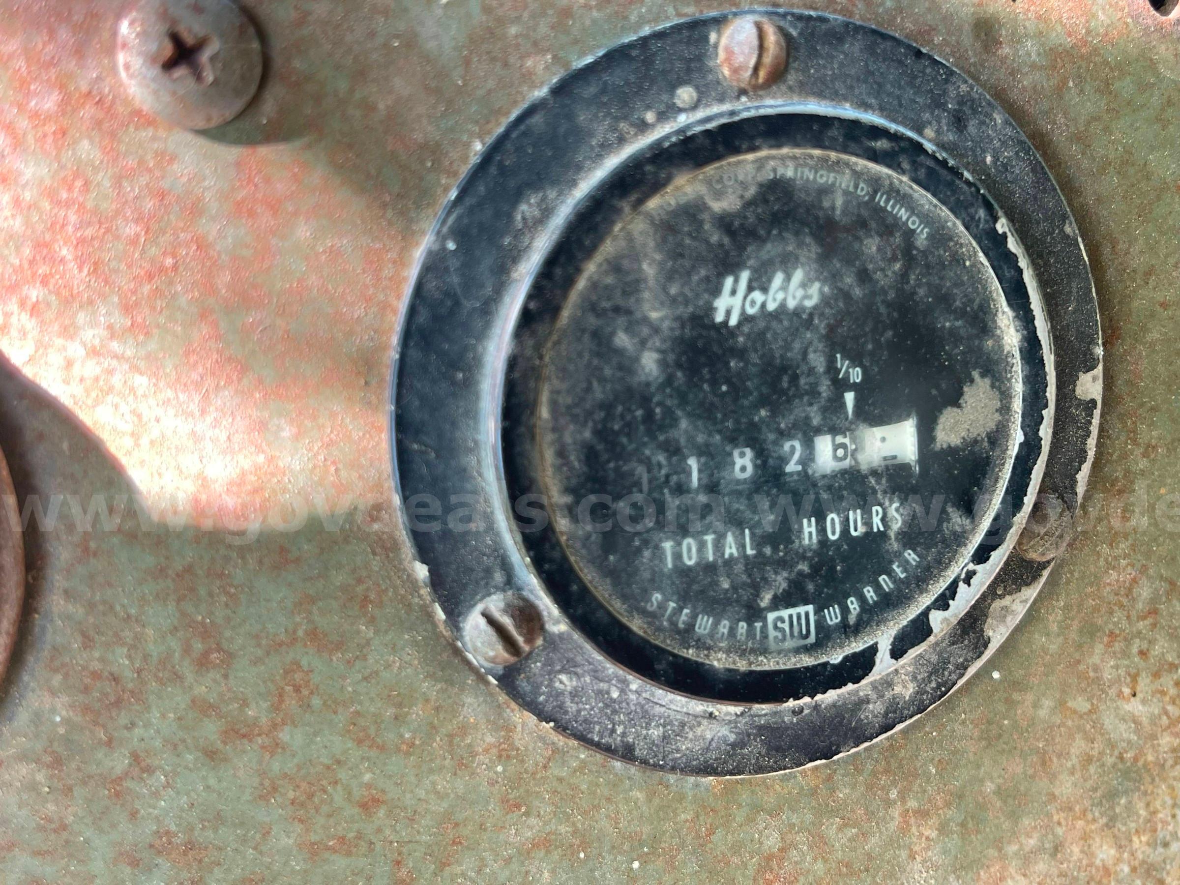 1973 Mack M-20X Mechanical Drive Rear Dump-Inoperable Mack M-20X Government Surplus Auction - Photo #5