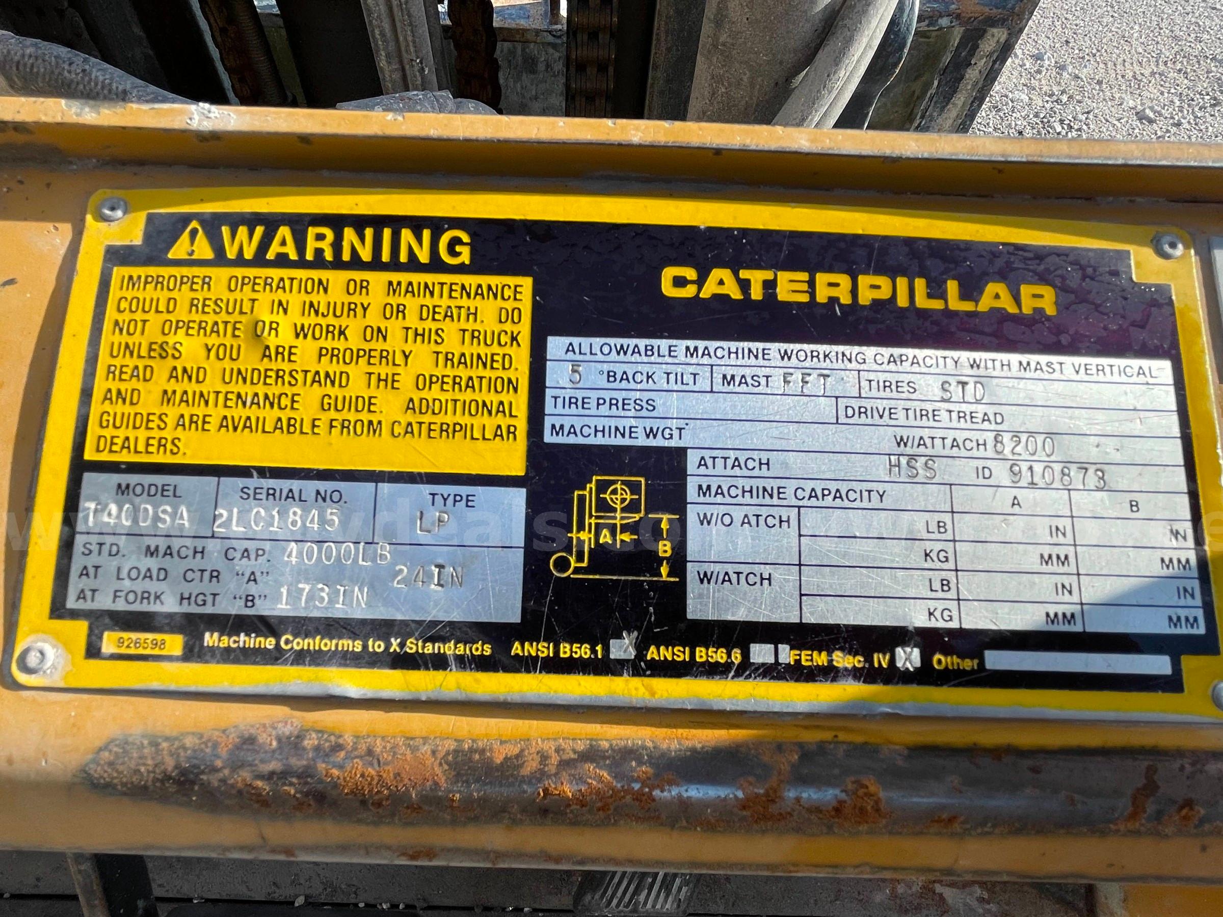 1989 Caterpillar T40DSA  Pneumatic Tire Forklift-Inoperable Caterpillar T40DSA Government Surplus Auction - Photo #6