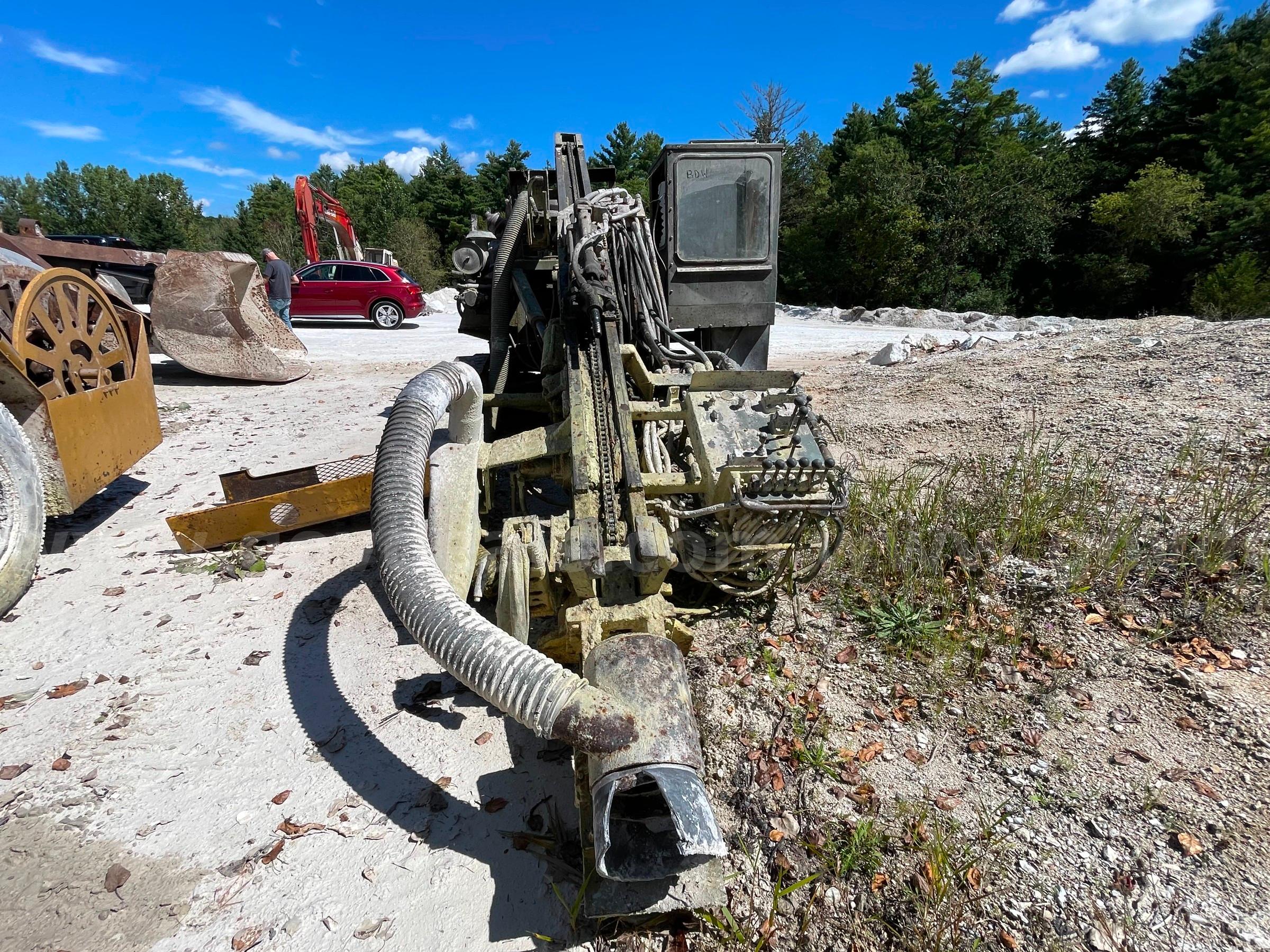 1989 Gardner-Denver SCH2500 Hydraulic Track Drill Gardner-Denver SCH2500 Government Surplus Auction - Photo #3