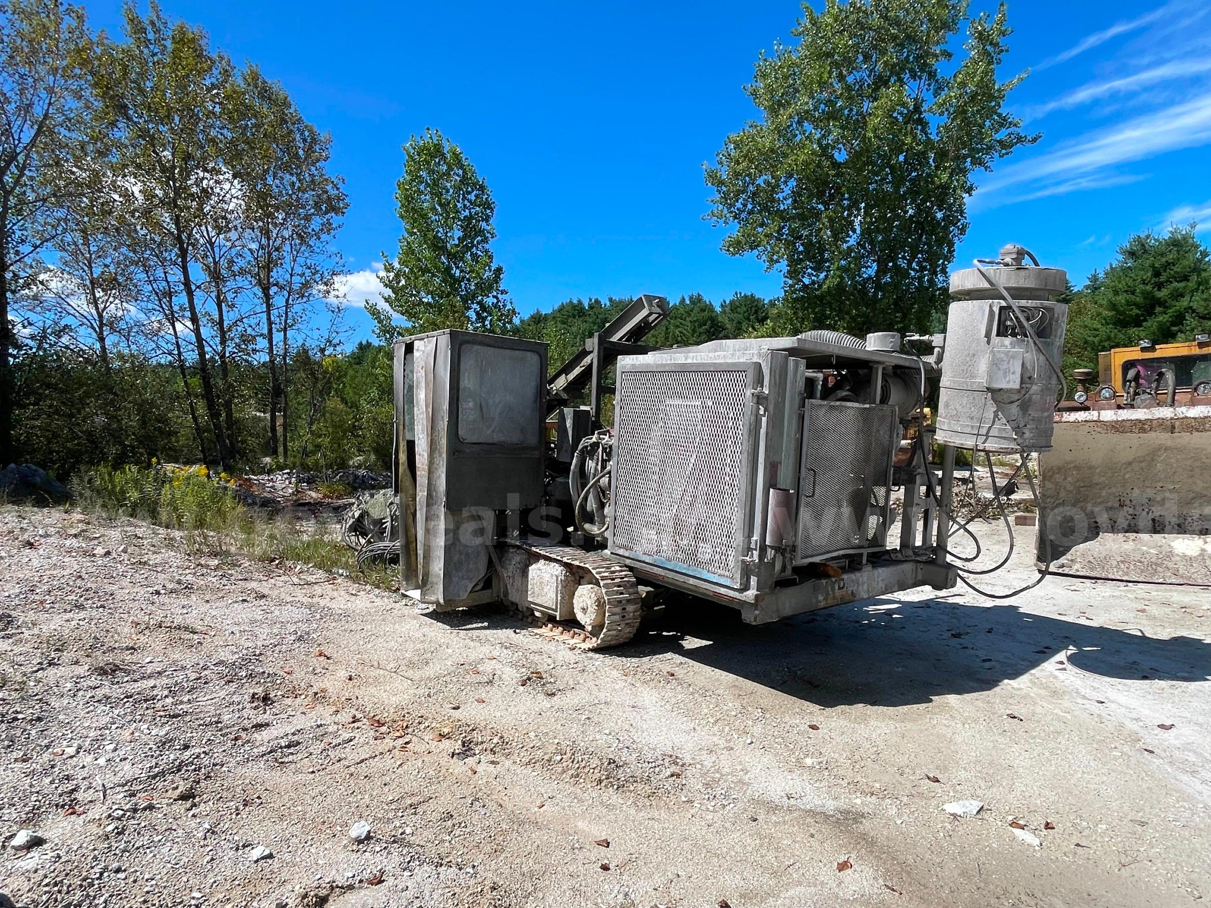 1989 Gardner-Denver SCH2500 Hydraulic Track Drill Gardner-Denver SCH2500 Government Surplus Auction - Photo #4