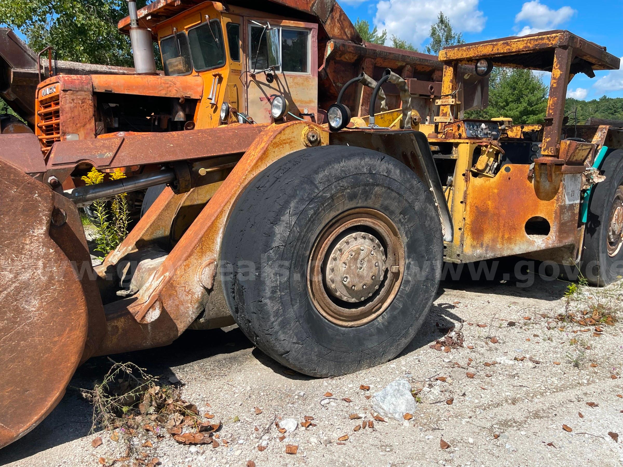 1979 Jarvis Clark JS500 Scooptram Underground L-H-D-Inoperable Jarvis Clark JS500 Government Surplus Auction - Primary Photo