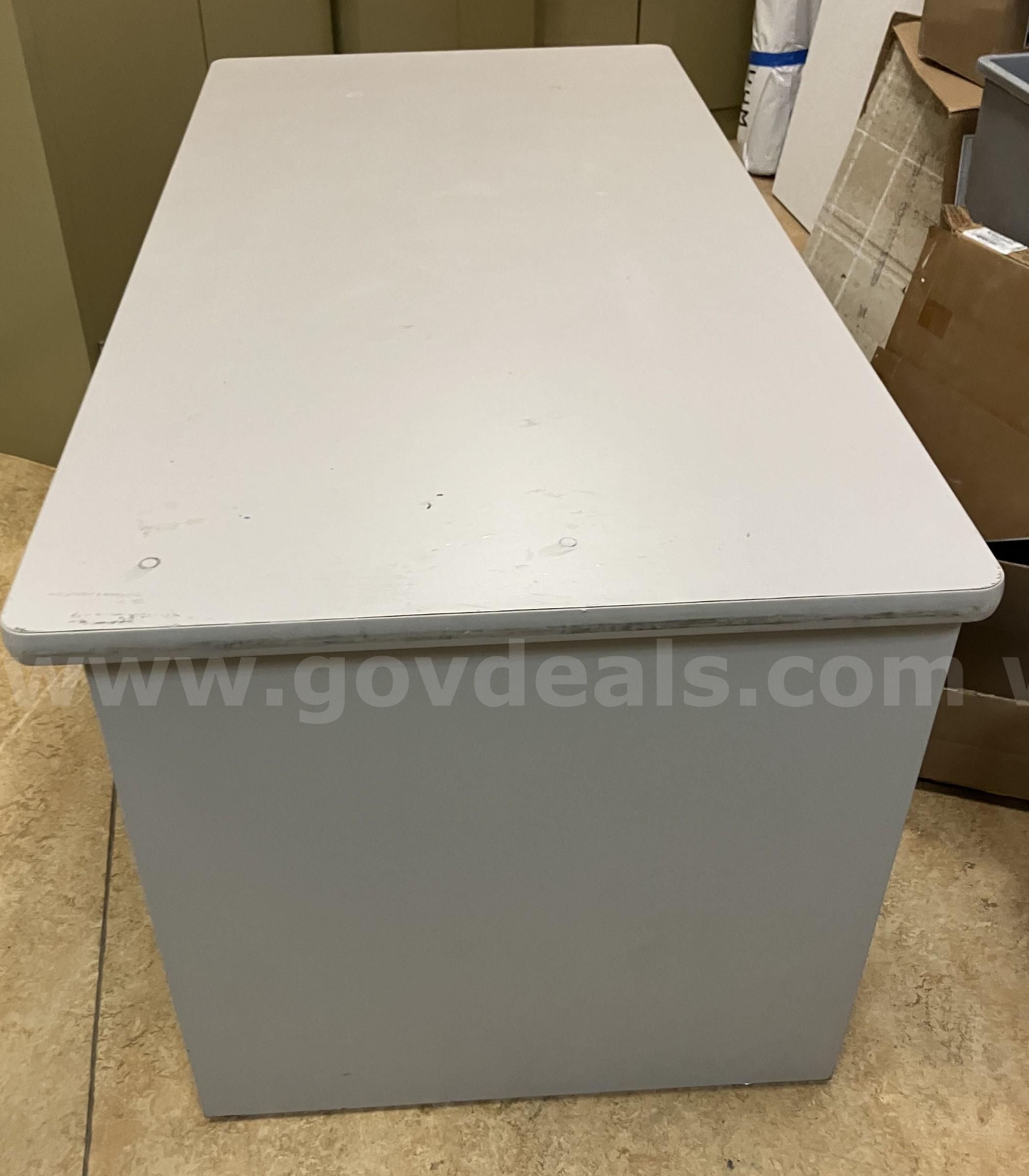 Gray metal office desk for sale (60" w x 30" d x 30" h)   Government Surplus Auction - Photo #5