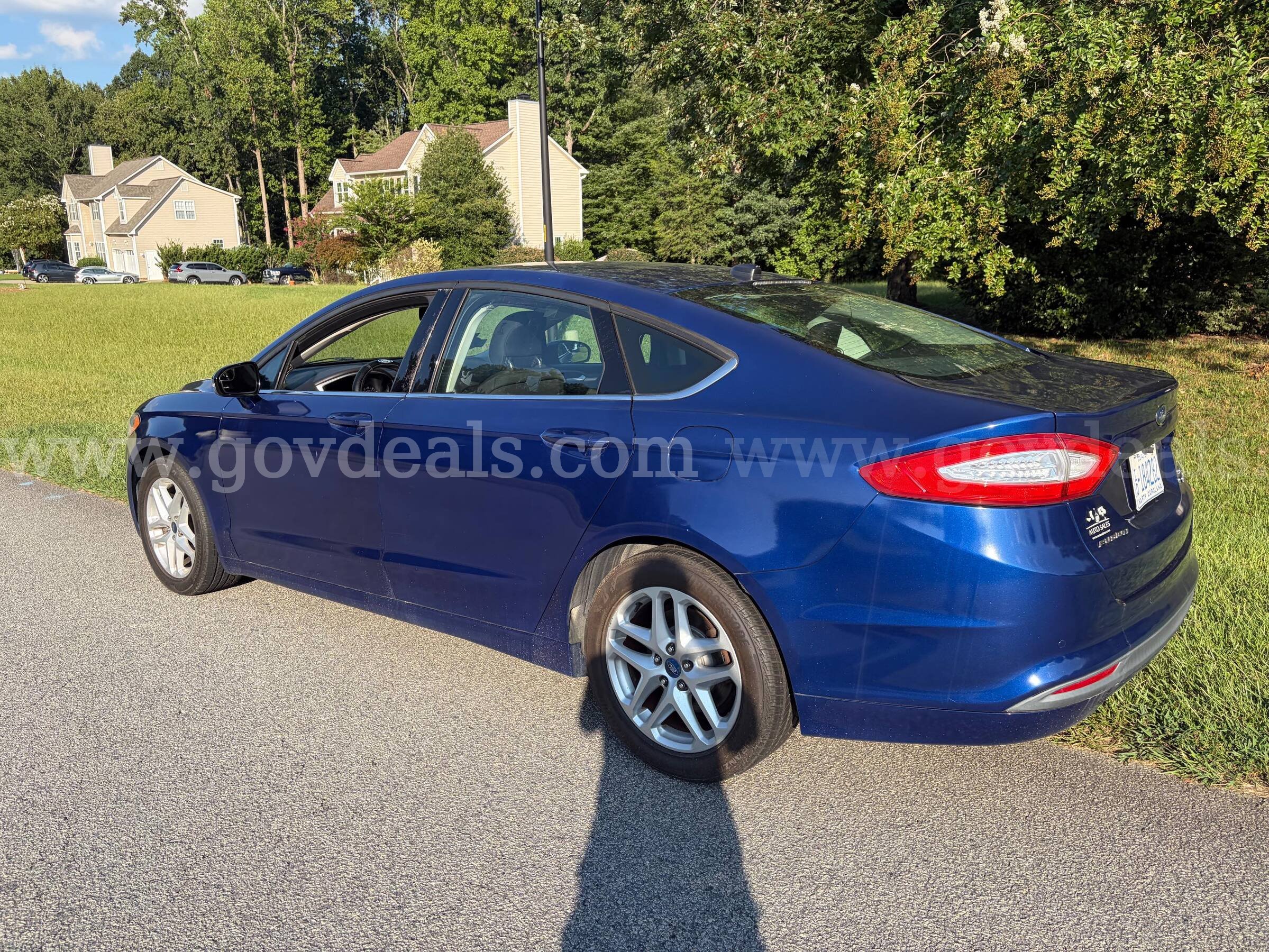 2013 Ford Fusion Ford Fusion Government Surplus Auction - Photo #4