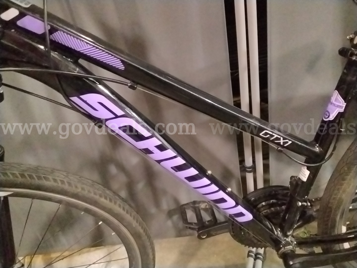 Schwinn CTX1 Bike   Government Surplus Auction - Photo #2