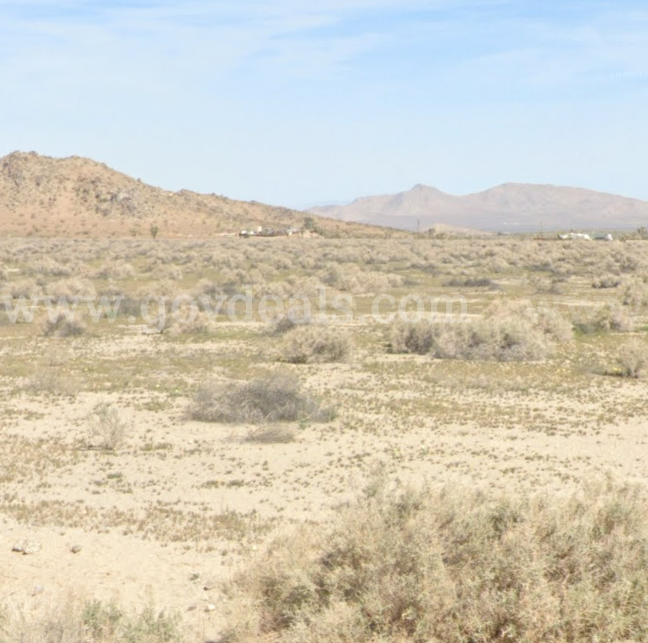 2.52 Acres of Prime Land in the Fast-growing Area of Palmdale, CA   Government Surplus Auction - Photo #3