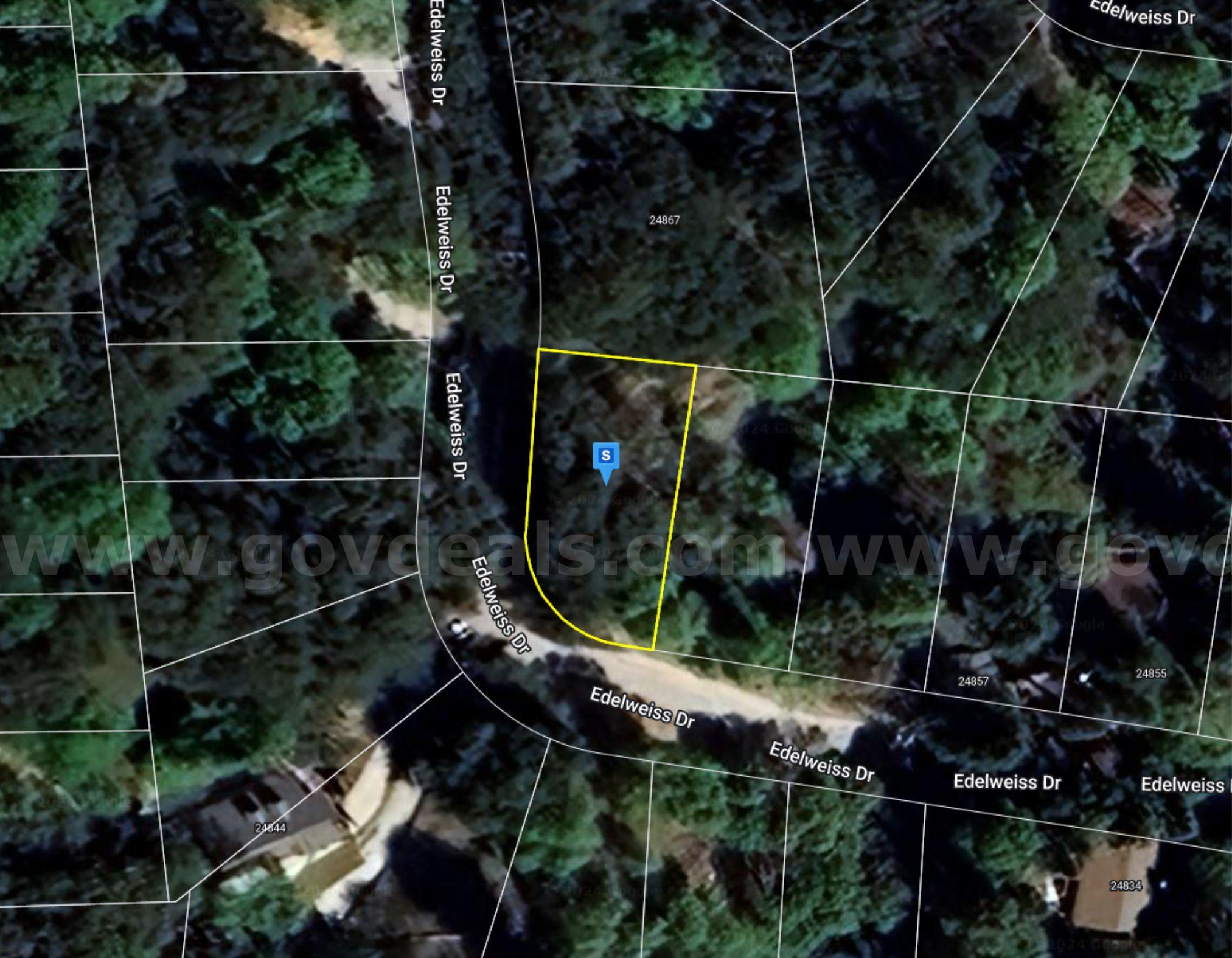 0.12-Acre Lot in Crestline, CA   Government Surplus Auction - Primary Photo