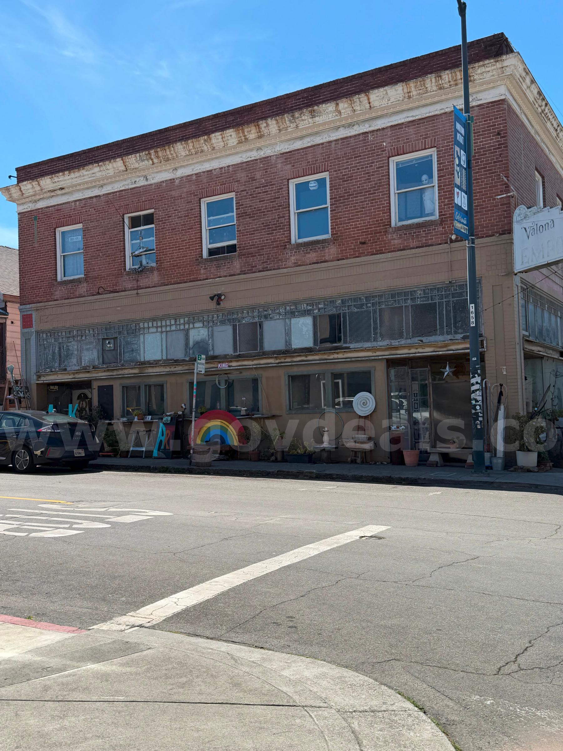 Commercial Property with 2 Upstairs Apartments in Crockett, California   Government Surplus Auction - Primary Photo