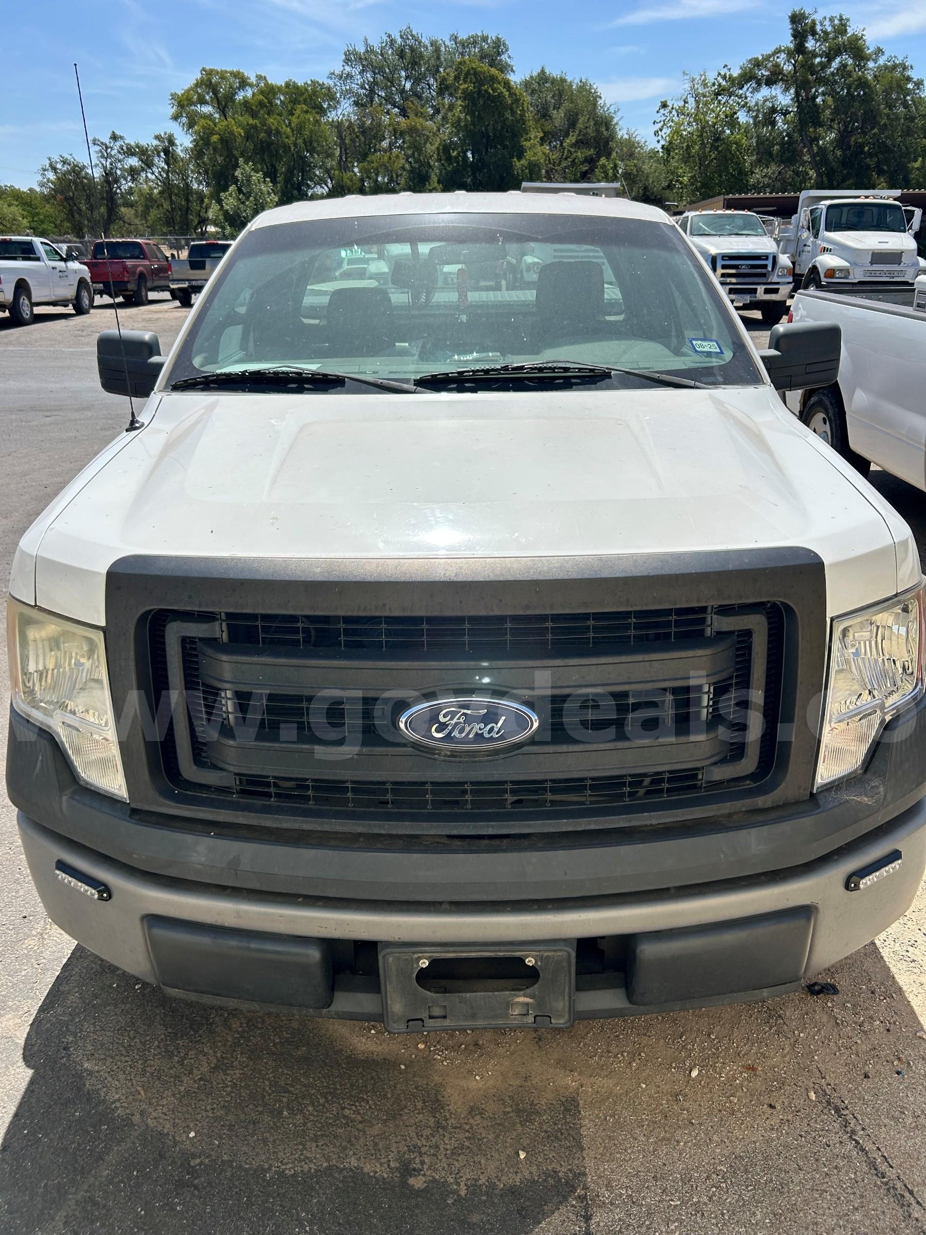 2013 Ford F-150 Ford F-150 Government Surplus Auction - Photo #2