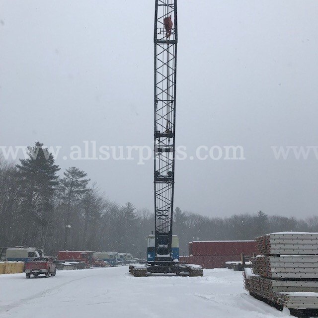 1967 Manitowoc 4000W Vicon 150-Ton Crawler Crane, 140 ft. of No. 17 lattice boom, Qty 1 Manitowoc 4000W Government Surplus Auction - Photo #2