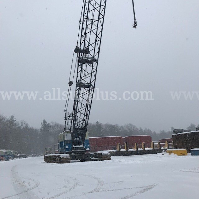 1967 Manitowoc 4000W Vicon 150-Ton Crawler Crane, 140 ft. of No. 17 lattice boom, Qty 1 Manitowoc 4000W Government Surplus Auction - Photo #3