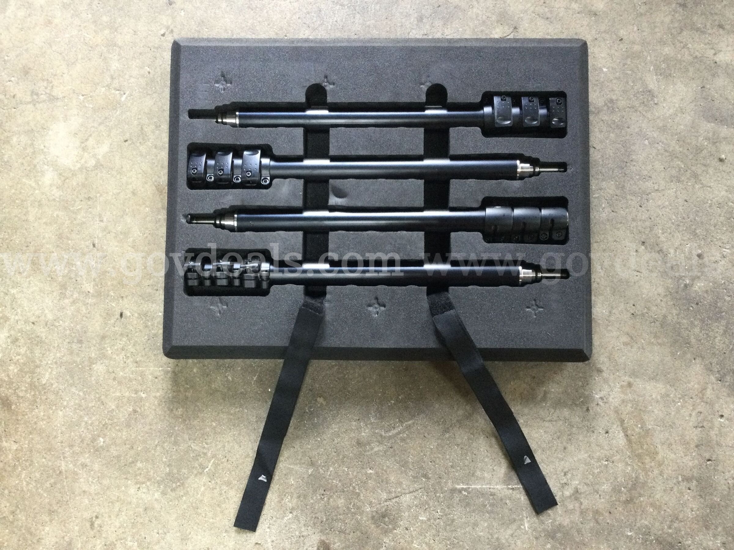 Pelican 9470 - Remote Area Lighting System -  A self-contained, portable LED floodlight station. Pelican 9470 Government Surplus Auction - Photo #3