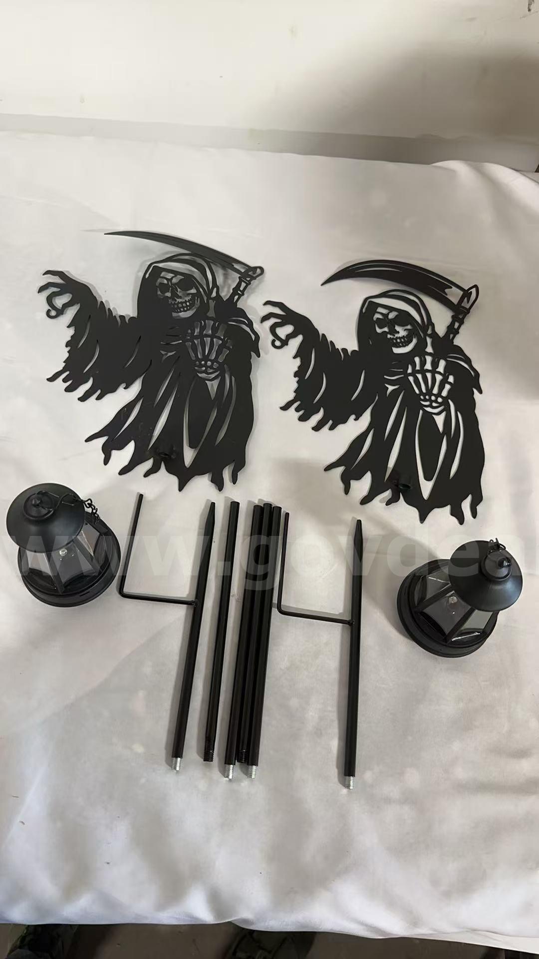 SHIPPING AVAILABLE Lot of 20 Solar Halloween Grim Reaper Yard Stakes with Hanging Lantern Lights (B4-04)