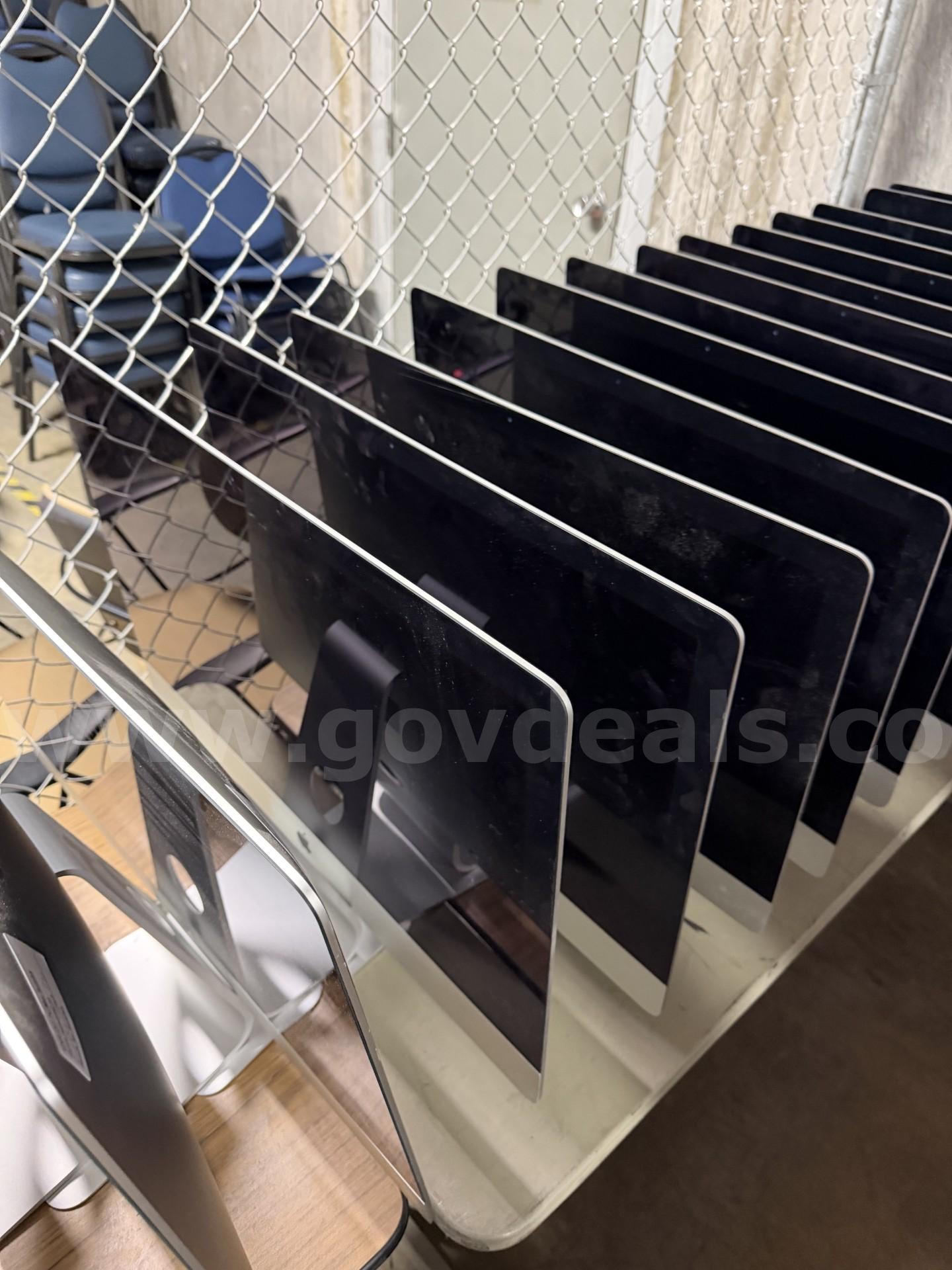 Lot of iMacs A2115  A2115 Government Surplus Auction - Photo #5