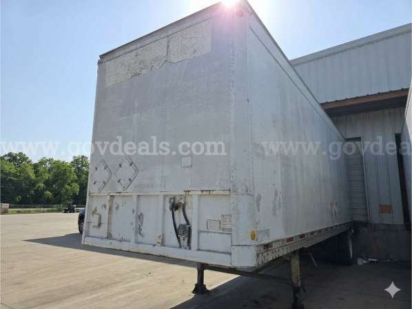 1988 Monon MA3-15-SA-28W S\A Van Trailer