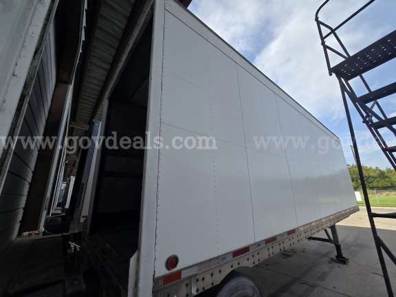 1988 Monon MA3-15-SA-28W S\A Van Trailer Monon MA3-15-SA-28W Government Surplus Auction - Photo #3