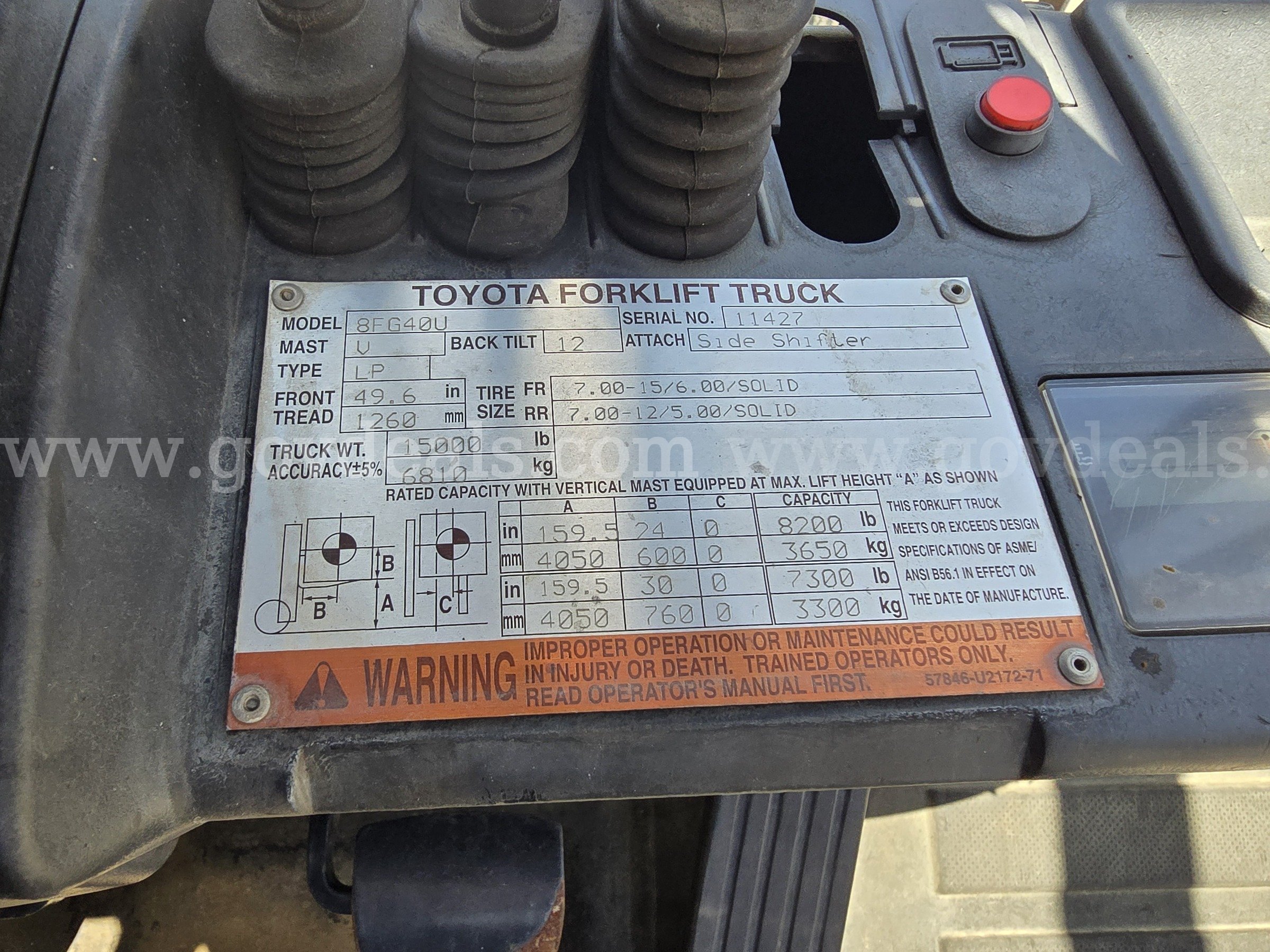 2015 Toyota 8FD40U Pneumatic Tire Forklift-Inoperable Toyota 8FG40U Government Surplus Auction - Photo #6