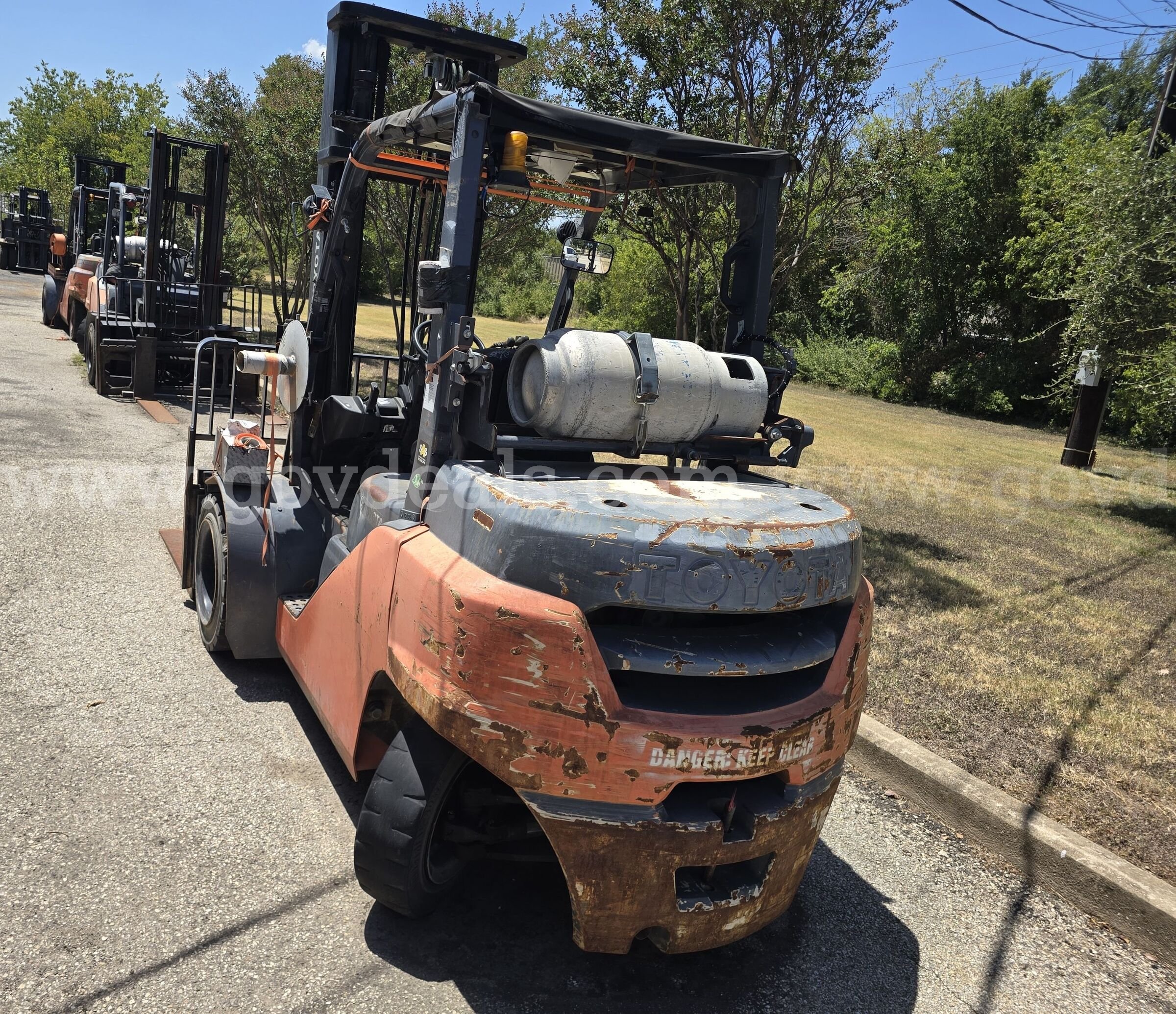 2014 Toyota 8FG35U Pneumatic Tire Forklift-Inoperable