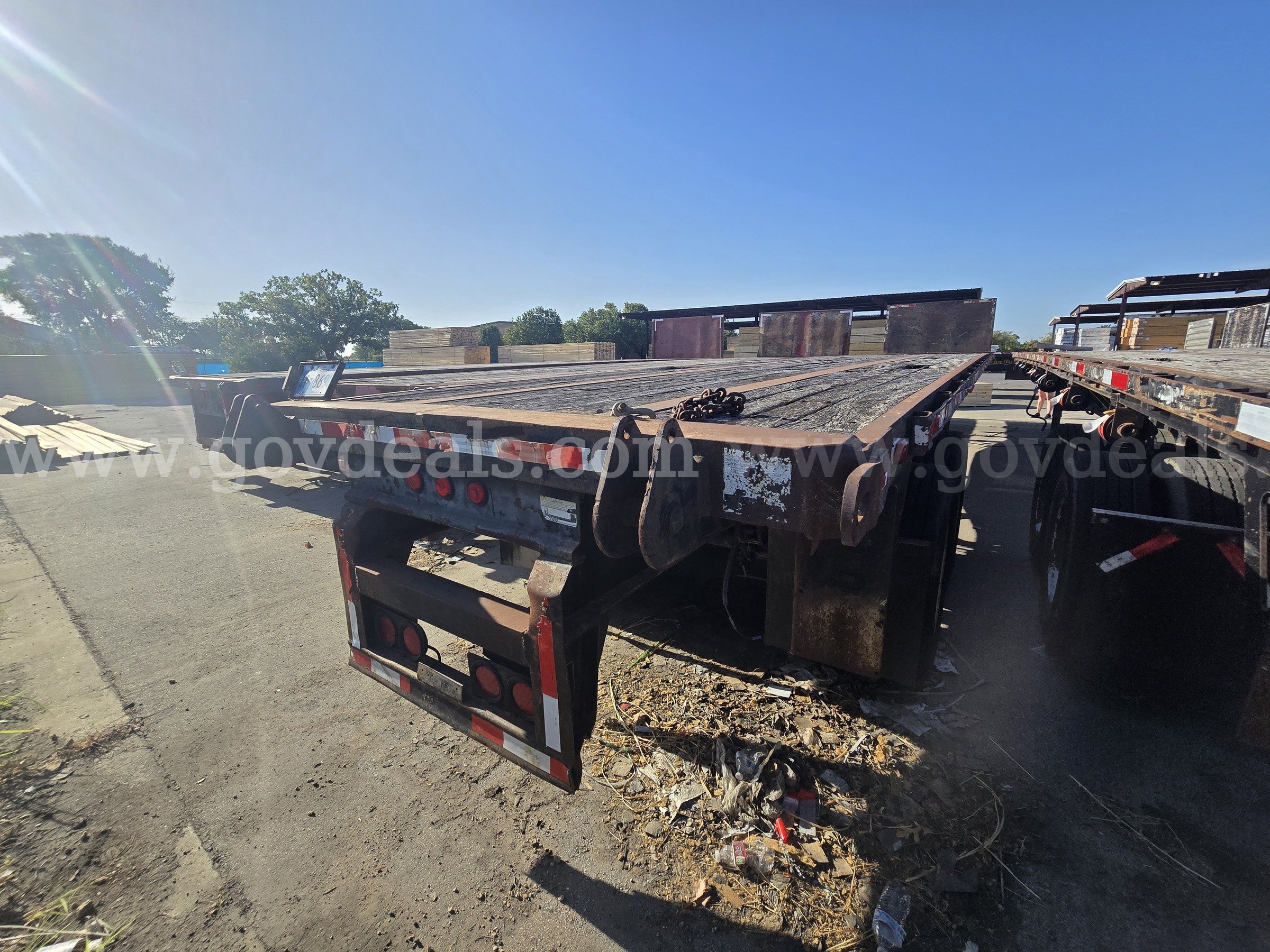 1998 Fruehauf T/A Flatbed Trailer Fruehauf  Government Surplus Auction - Photo #3