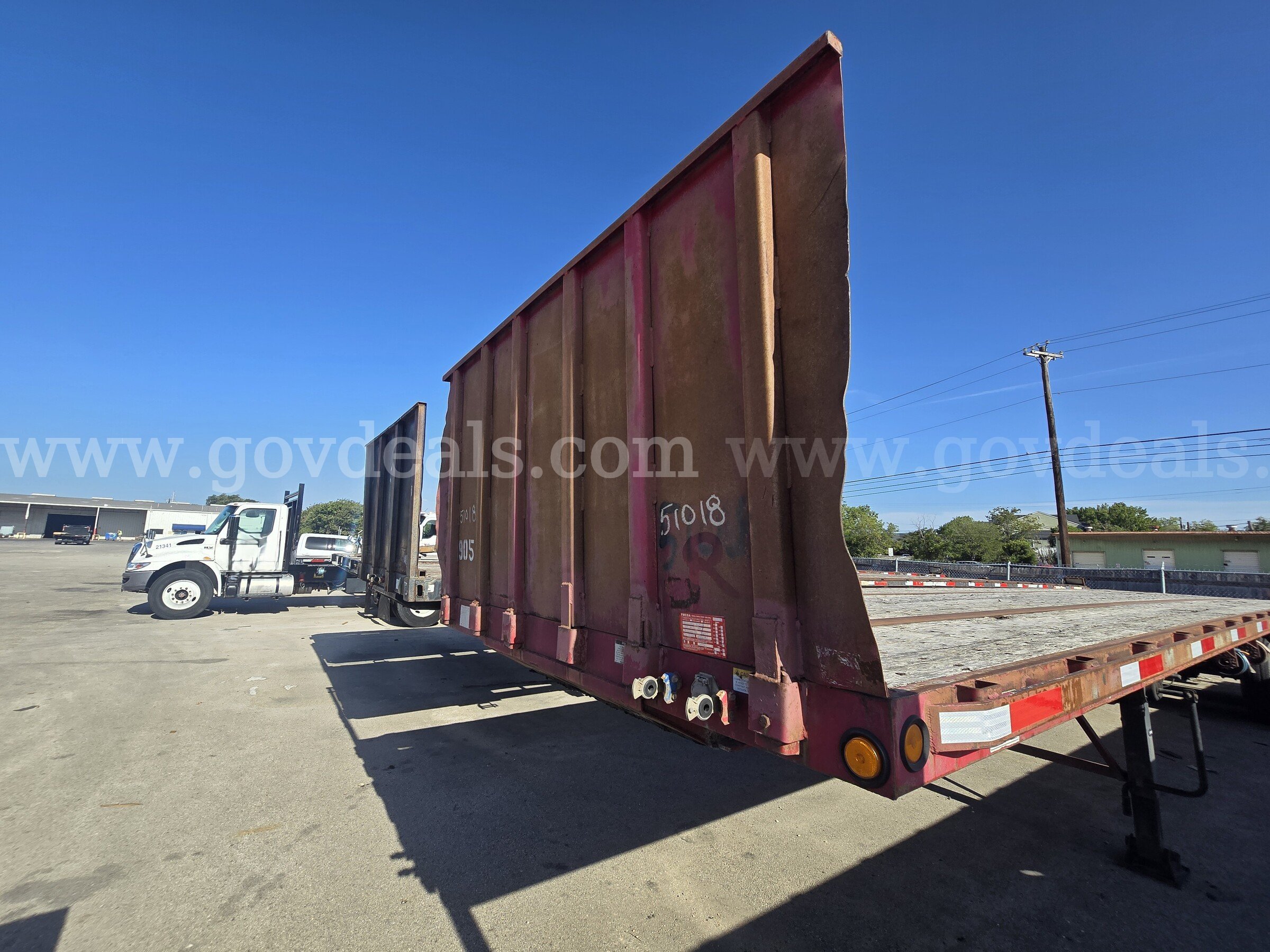 2006 Clark CFBT2006 T/A Flatbed Trailer Clark CFBT2006 Government Surplus Auction - Photo #6